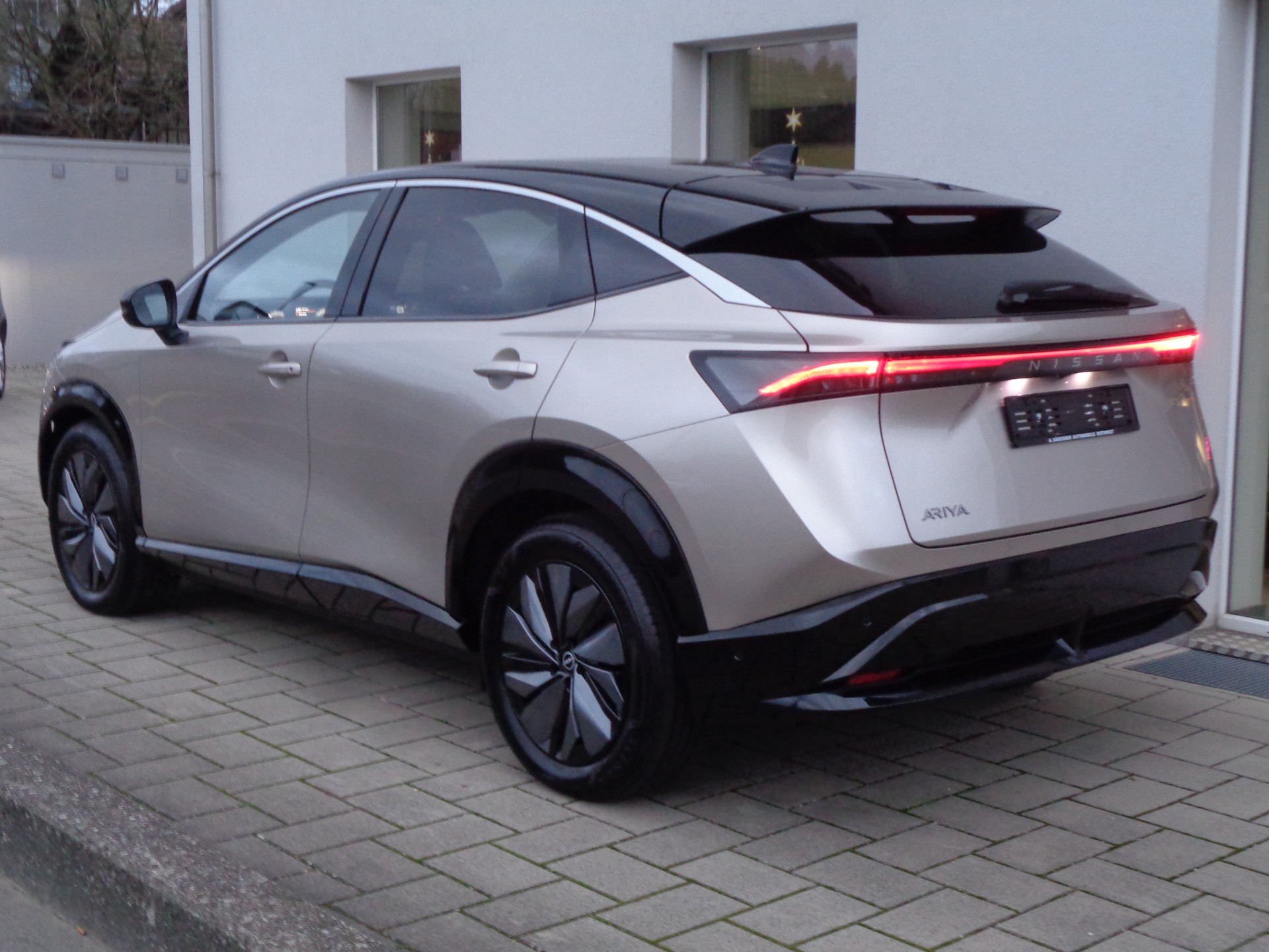 NISSAN Ariya 87 kWh Evolve - 5