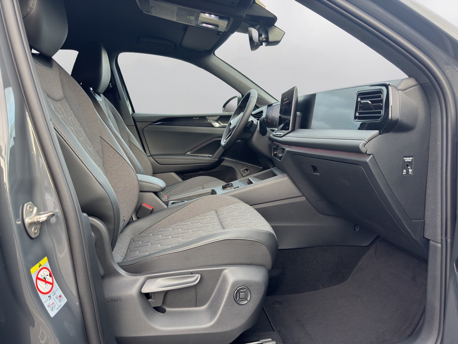 VW Tiguan 2.0 TSI DSG United 4Motion - 14