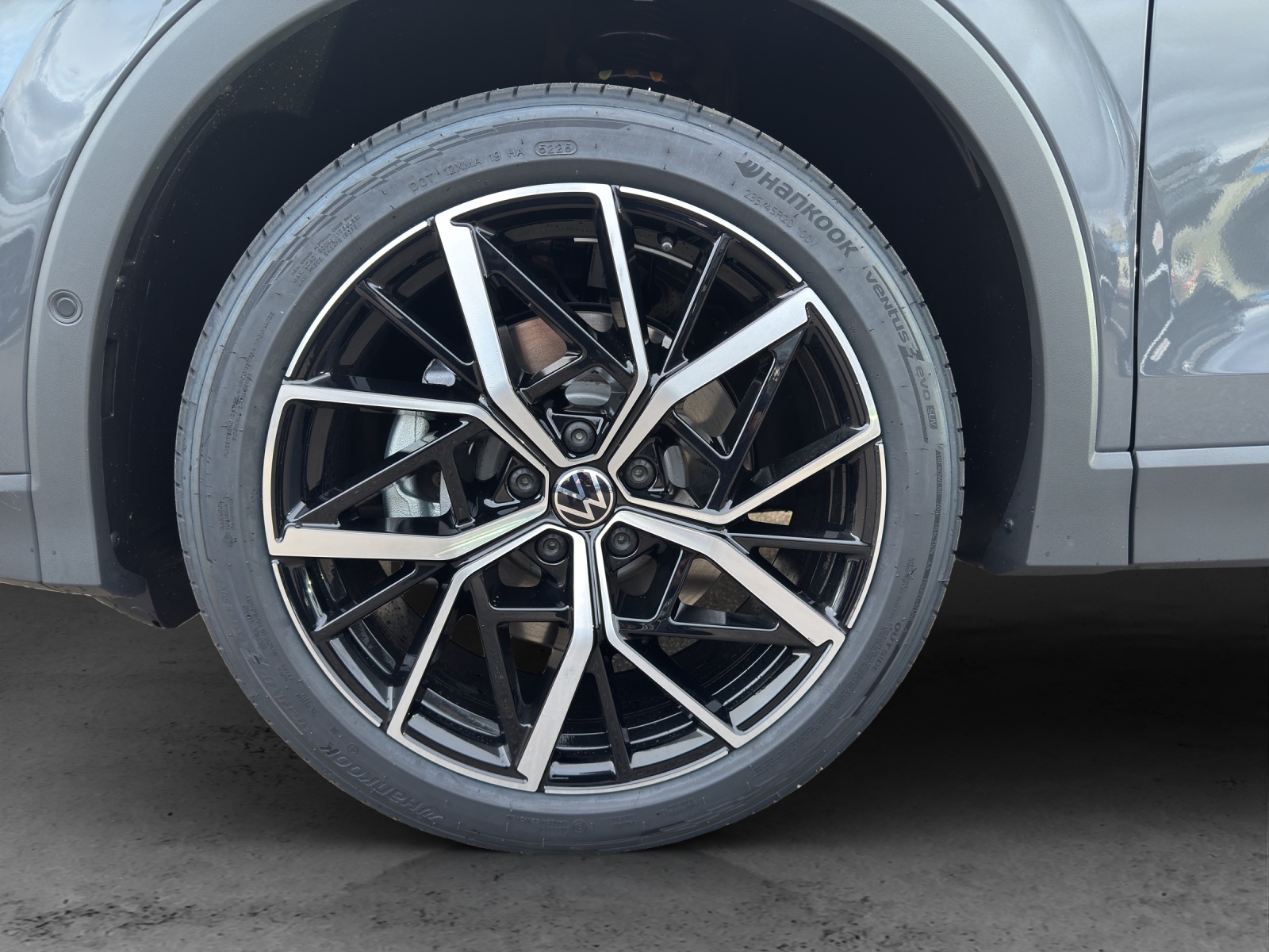 VW Tiguan 2.0 TSI DSG United 4Motion - 13