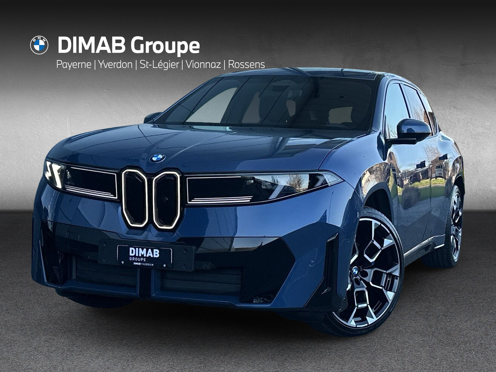 BMW iX3 50 xDrive M Sport **Action de leasing à 0.9% avec assurance et roues hiver**