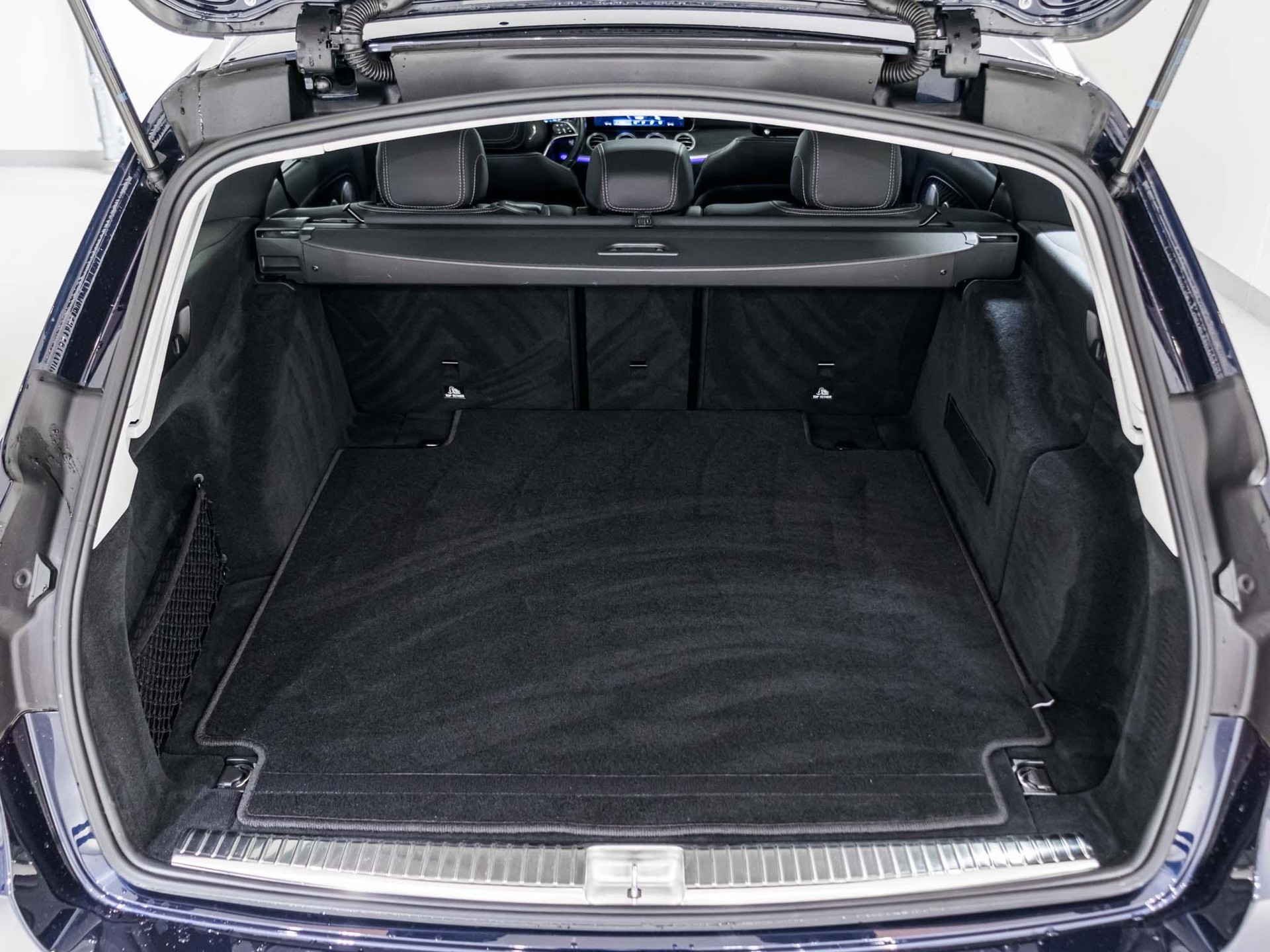 MERCEDES-BENZ E 220 d 4MATIC T-Modell - 14