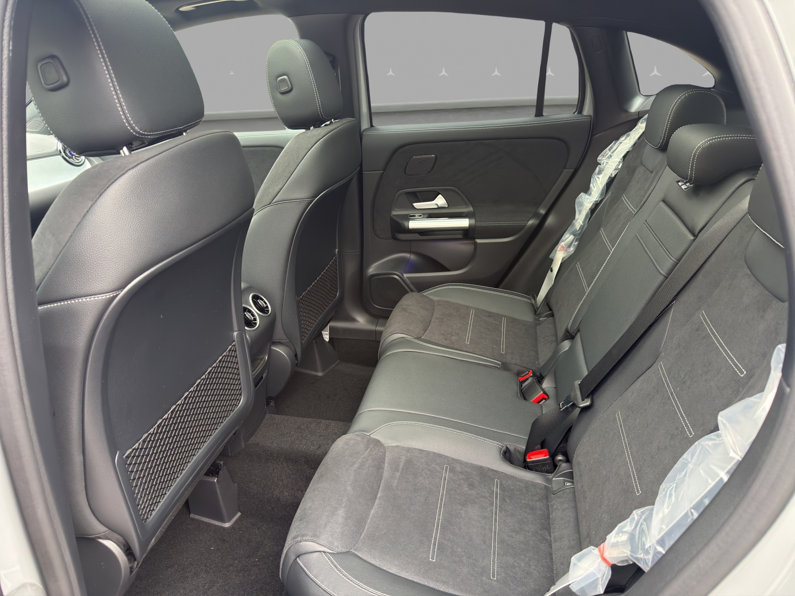 MERCEDES-BENZ GLA 250 4Matic 8G-DCT Swiss Star - 14