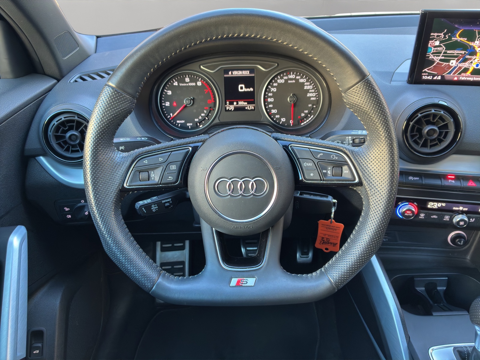 AUDI Q2 2.0 TFSI sport quattro S-tronic - 14