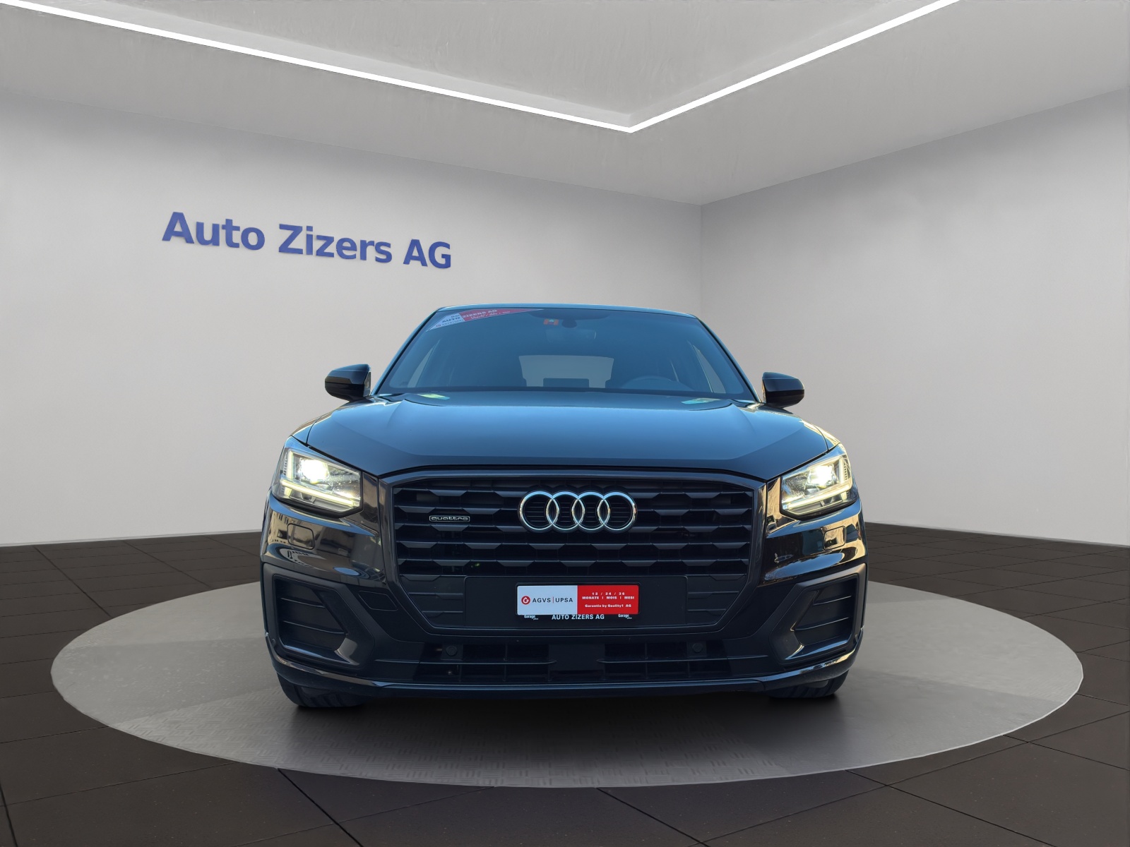 AUDI Q2 2.0 TFSI sport quattro S-tronic - 2