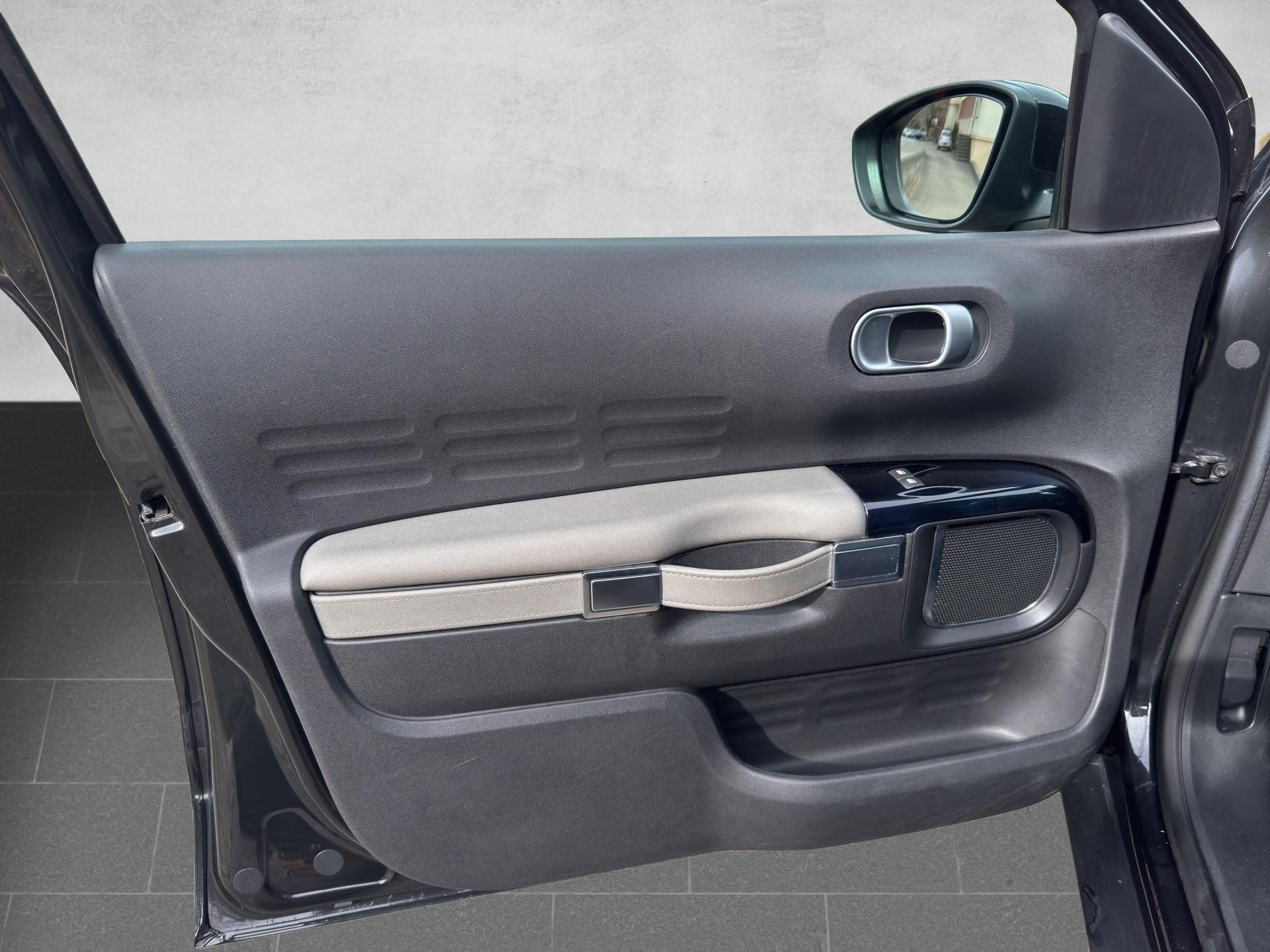 CITROEN C4 Cactus 1.2 PureTech Origins - 9