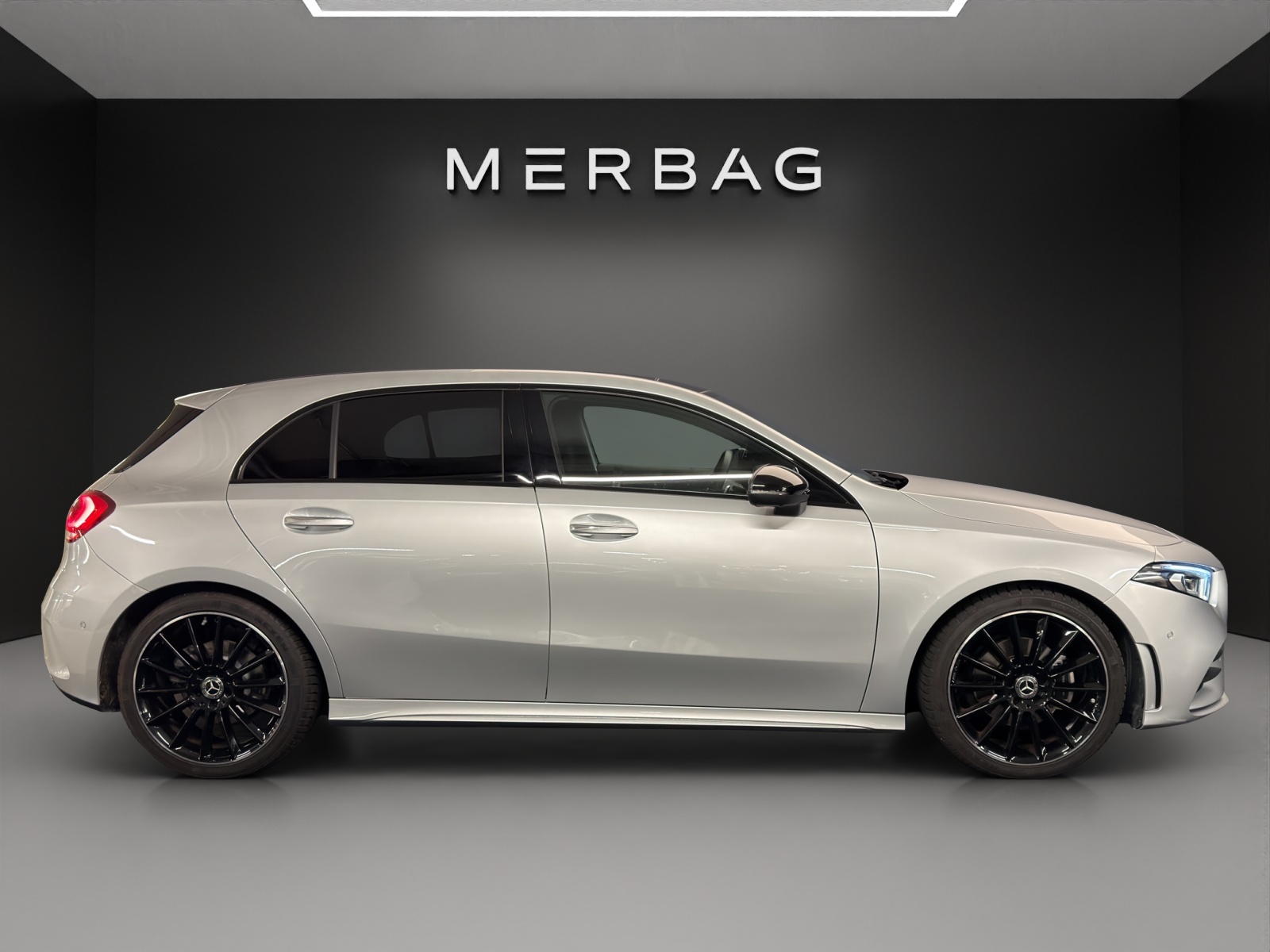 MERCEDES-BENZ A 200 4m 8G-DCT - 2
