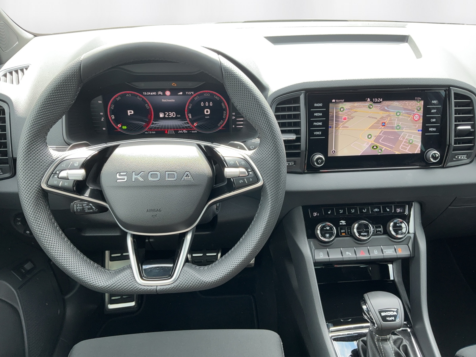 SKODA Karoq 2.0 TSI Dynamic Limited Edition 4x4 DSG - 7