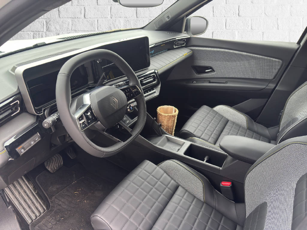 RENAULT R4 E-Tech Comfort Range iconic - 6