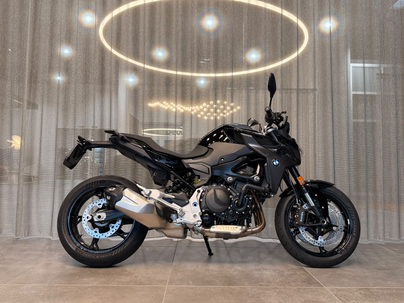 BMW F 900 R A2 (35kW)