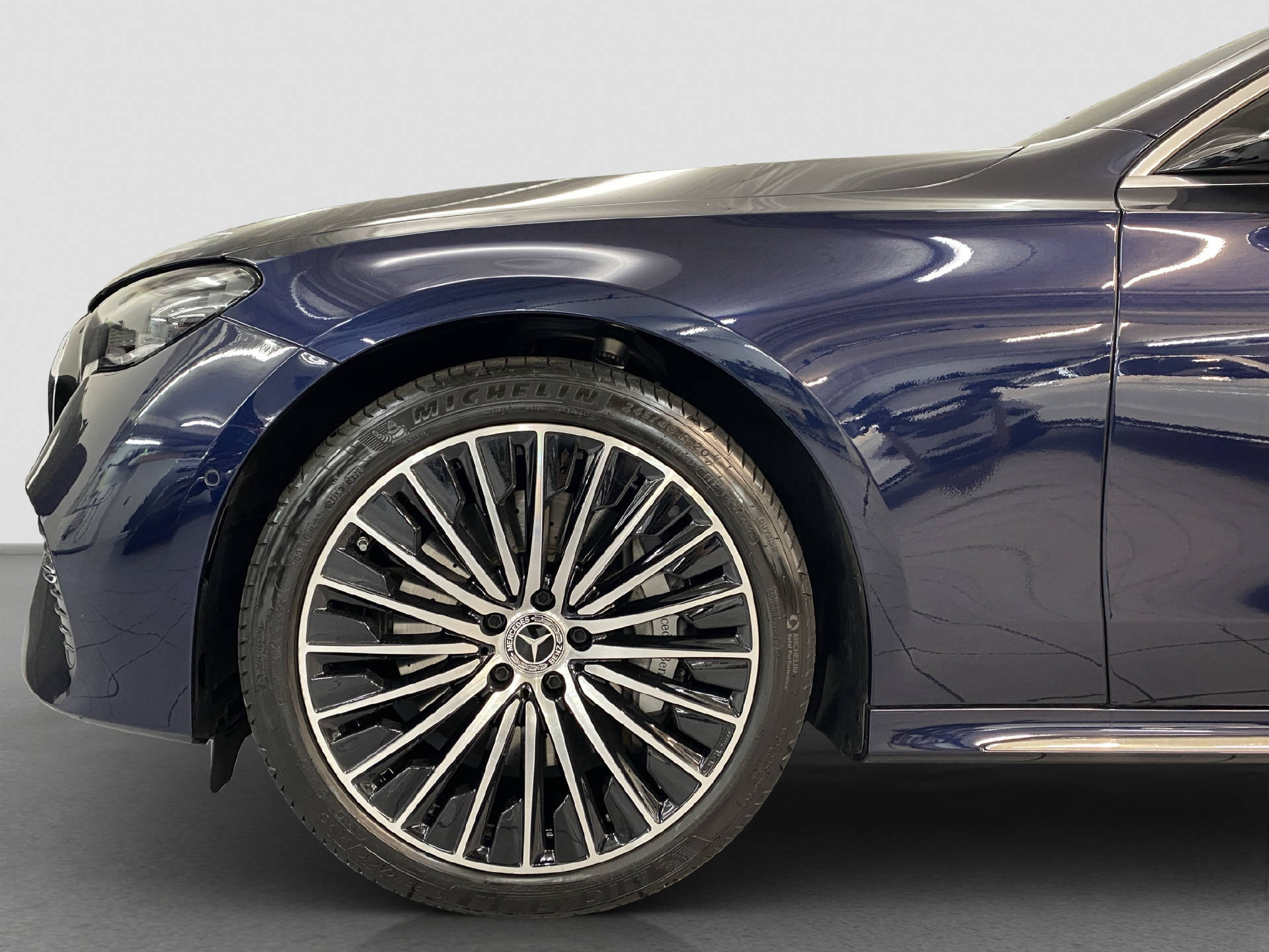 MERCEDES-BENZ E 400 e Exclusive 4MATIC - 6