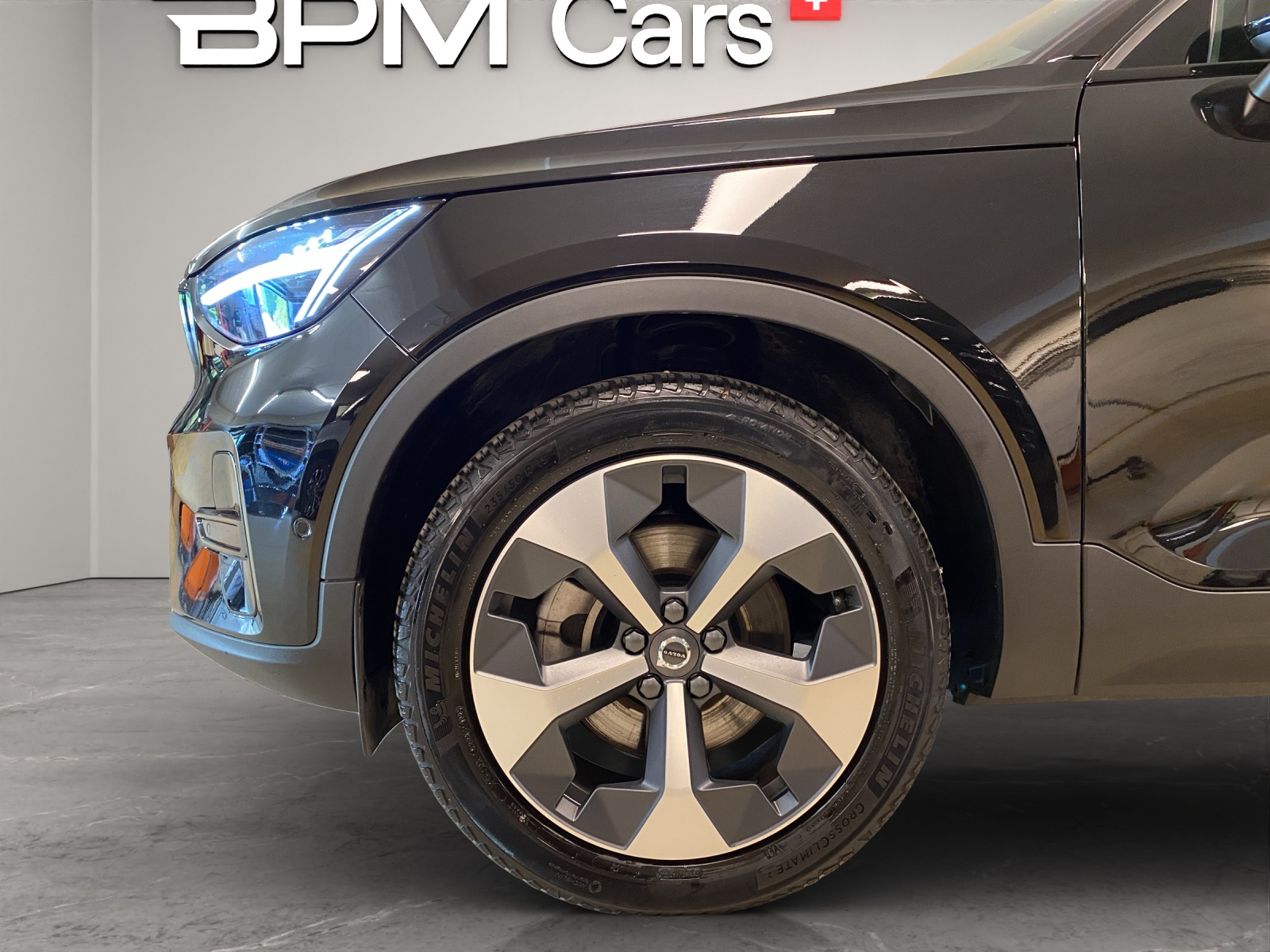 VOLVO XC40 2.0 B4 MH Plus Dark - 7