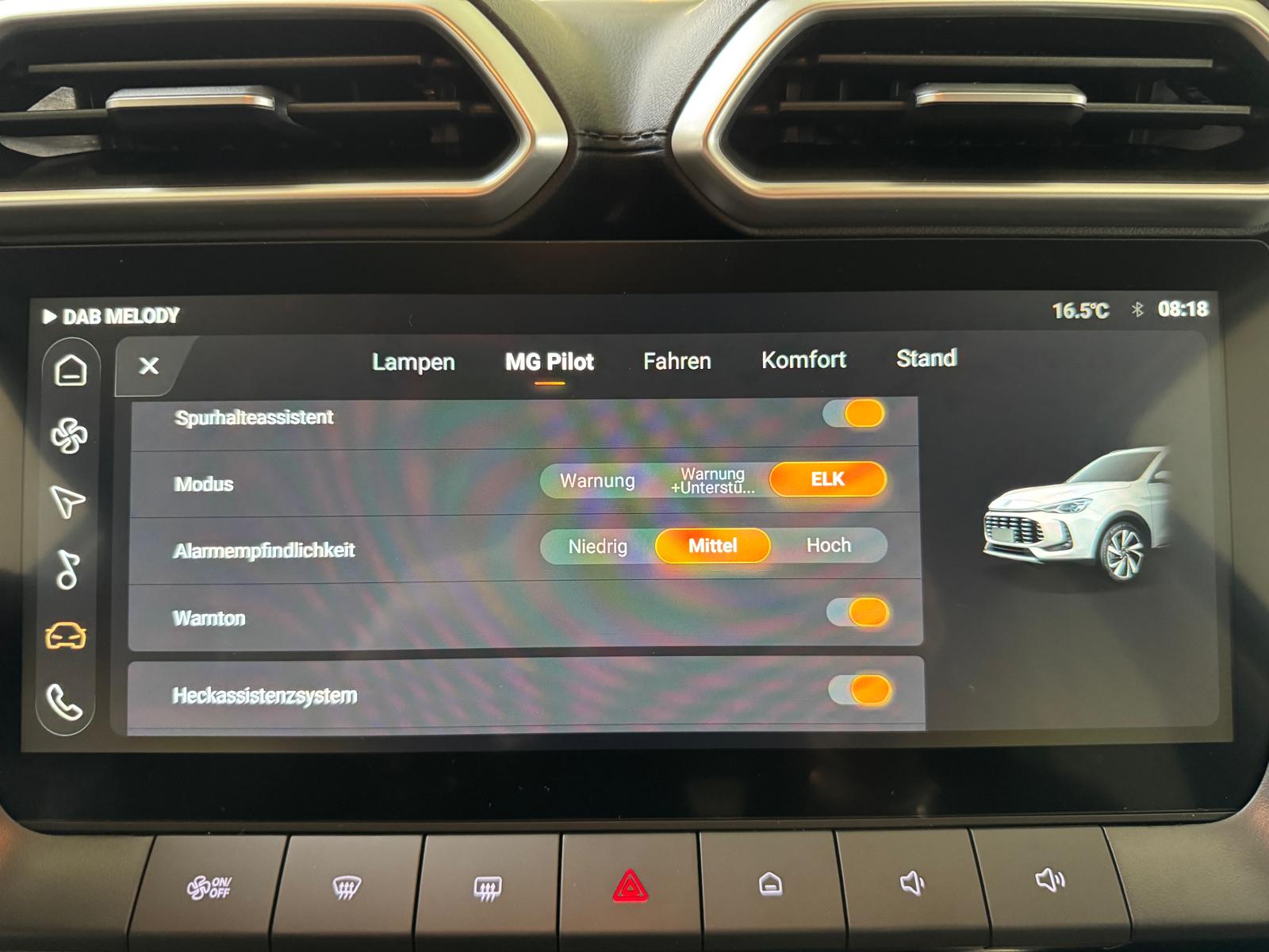 MG ZS 1.5 Hybrid+ Luxury-14