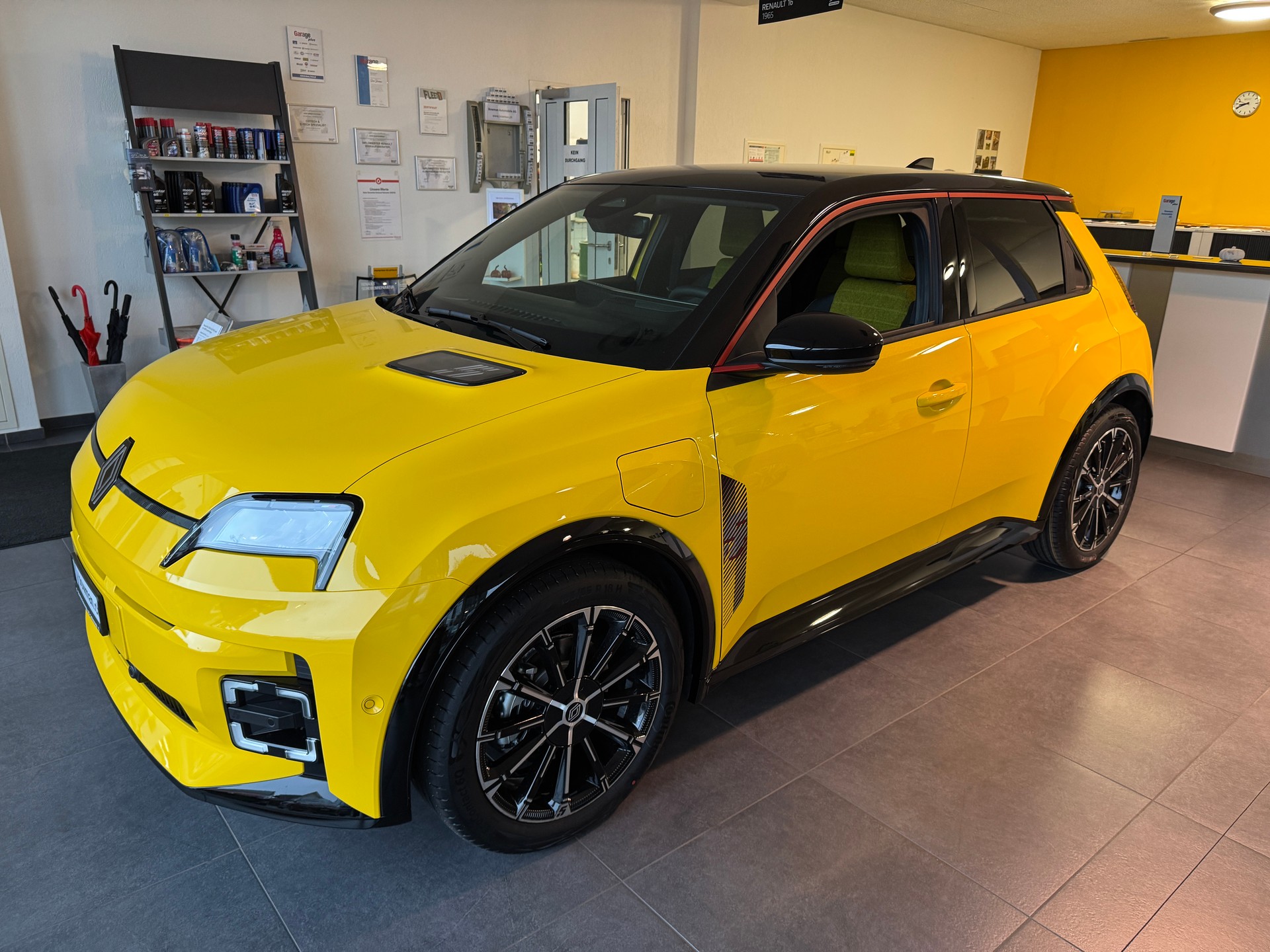 RENAULT R5 E-Tech Comfort Range 52 kWh Iconic Five