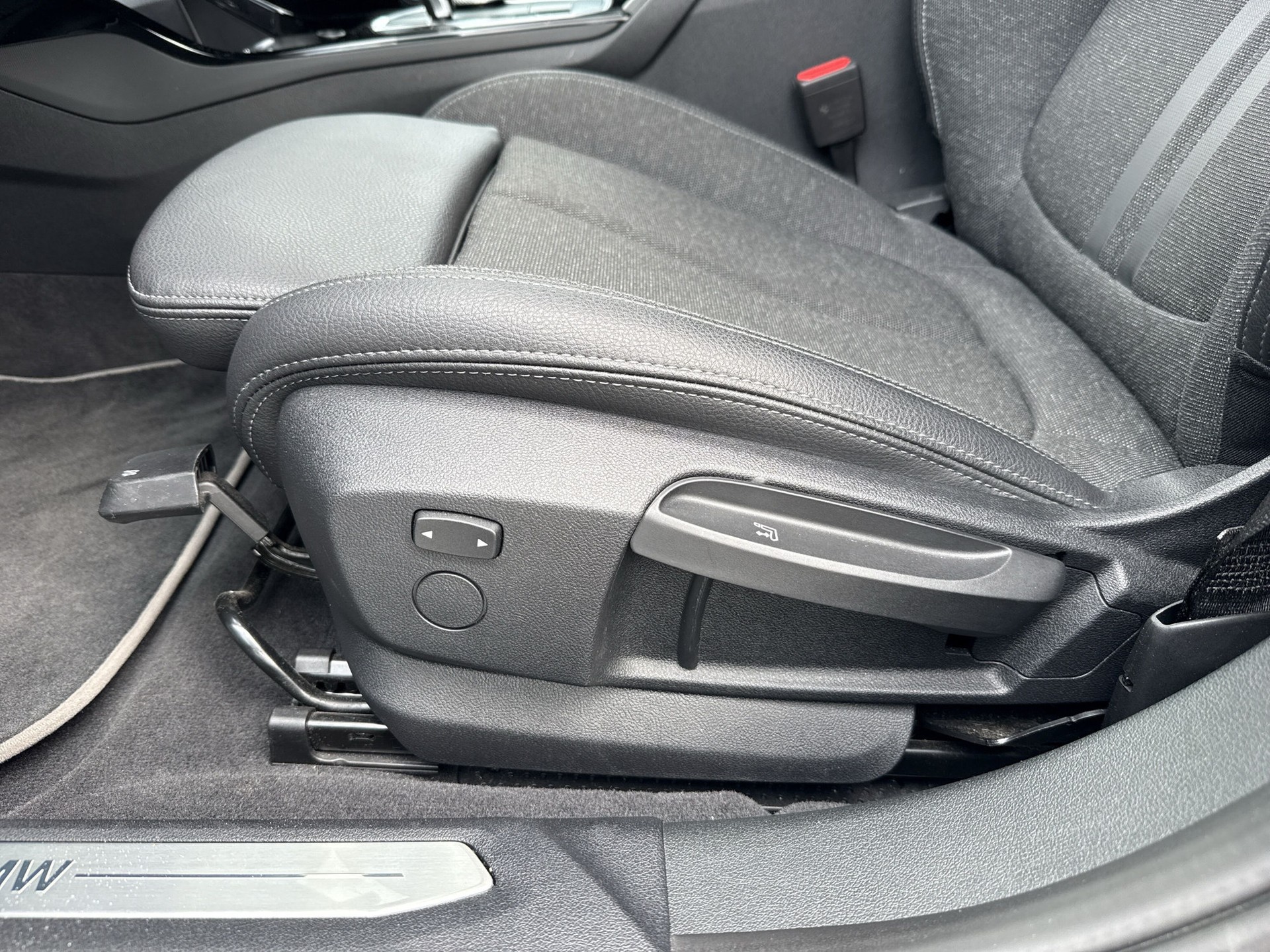 BMW 118i Sport Line Steptronic - 19