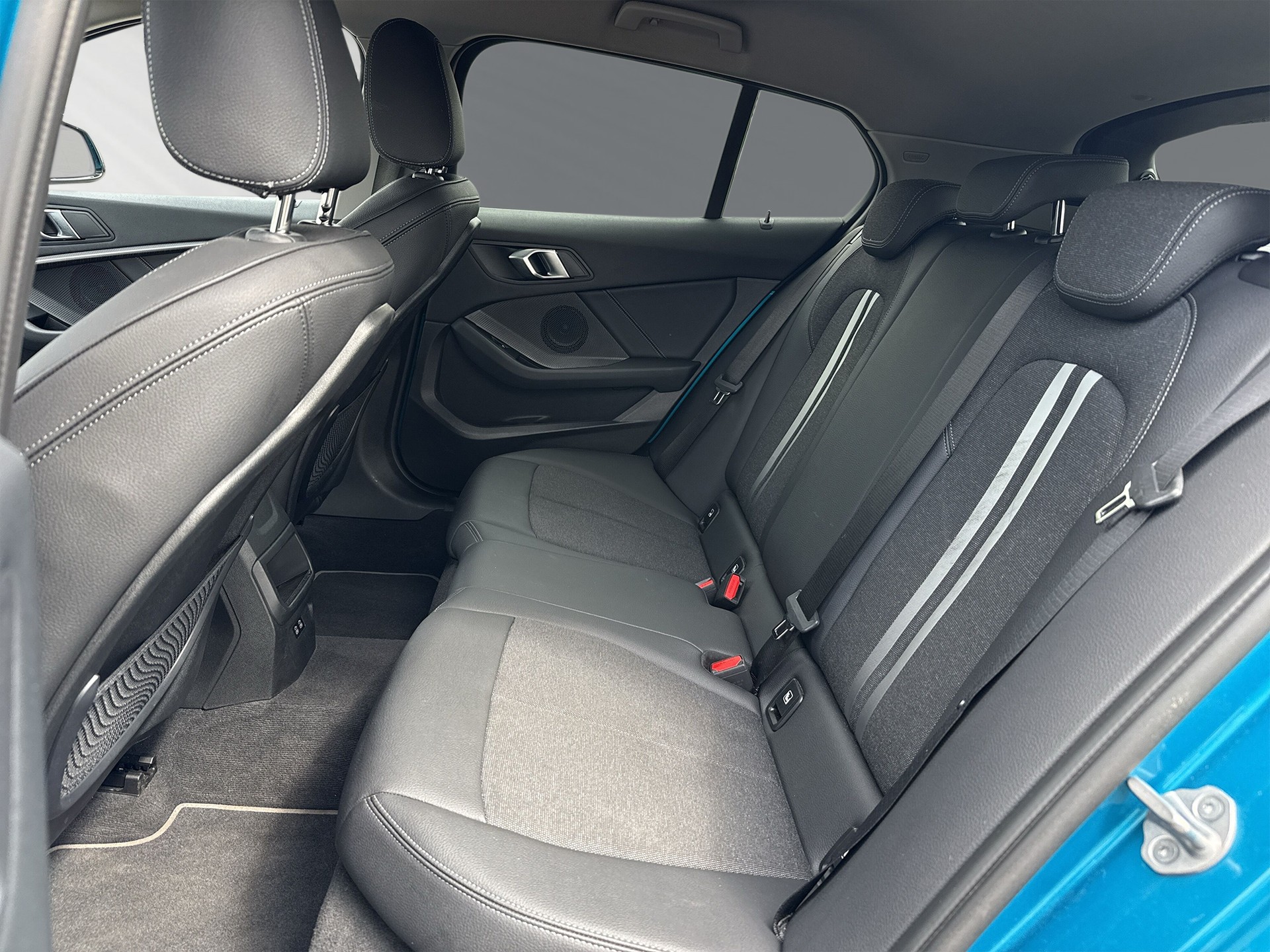 BMW 118i Sport Line Steptronic - 7