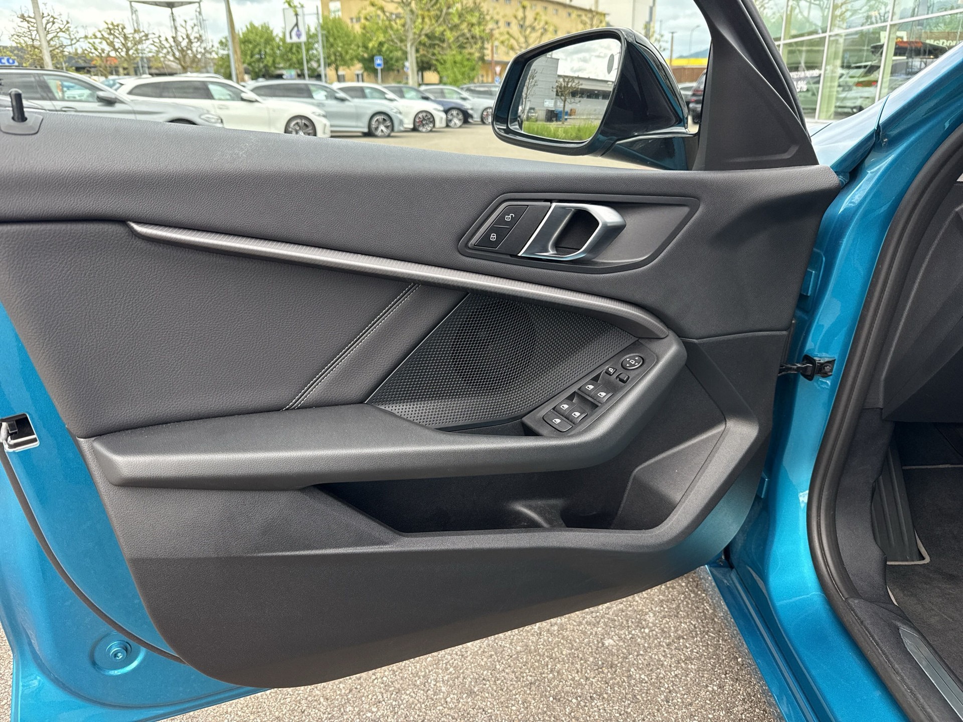 BMW 118i Sport Line Steptronic - 17