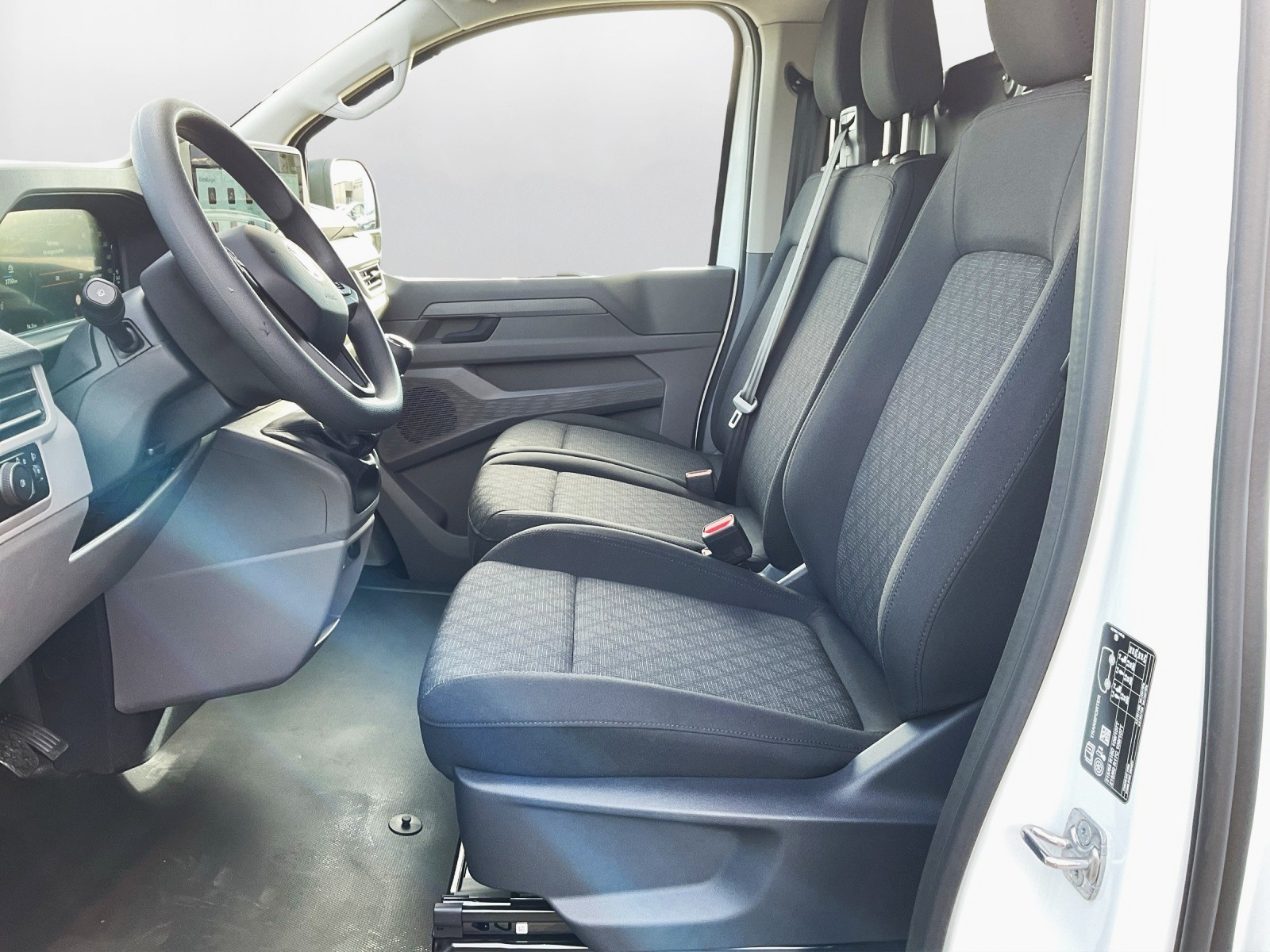 VW Transporter 2.0 TDI - 10