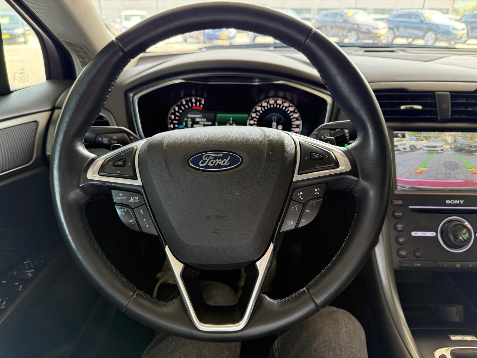 FORD Mondeo 2.0 TDCi Vignale AWD PowerShift-9
