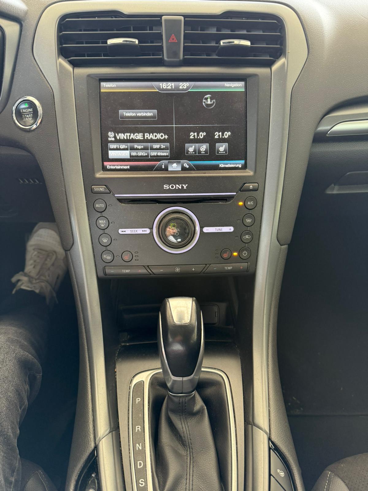 FORD Mondeo 2.0 TDCi Vignale AWD PowerShift-10