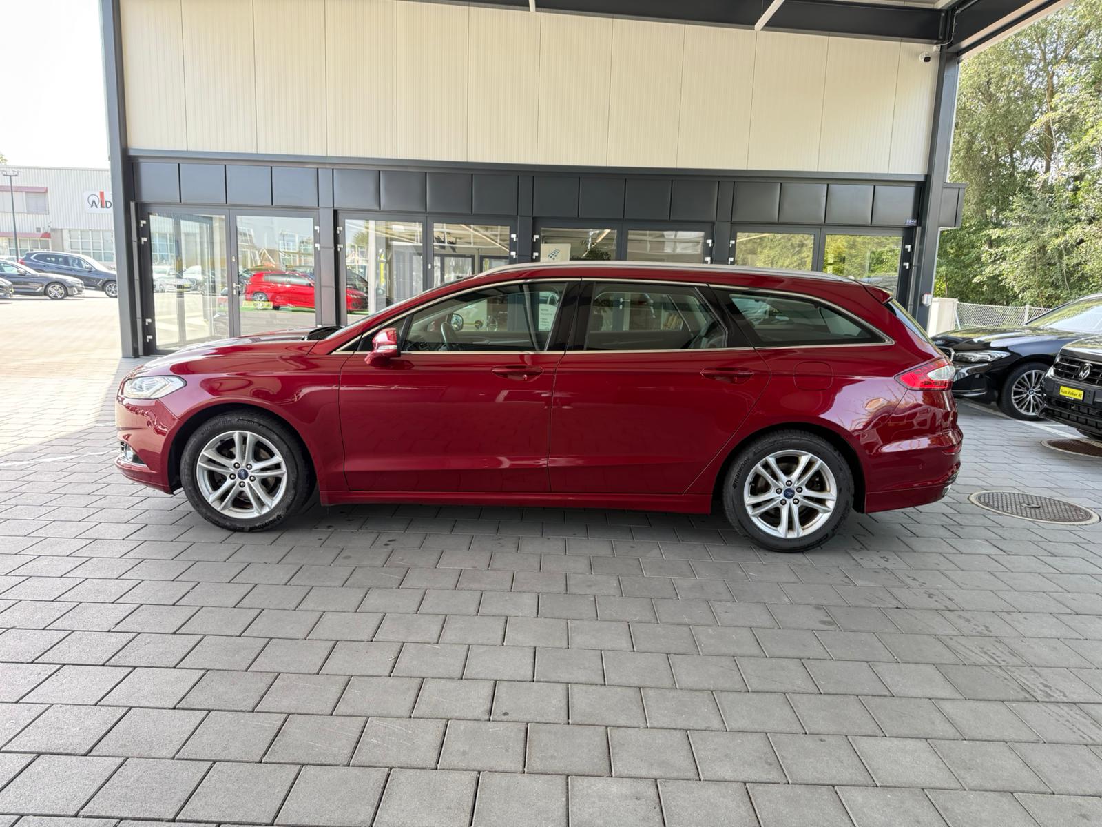 FORD Mondeo 2.0 TDCi Vignale AWD PowerShift-3