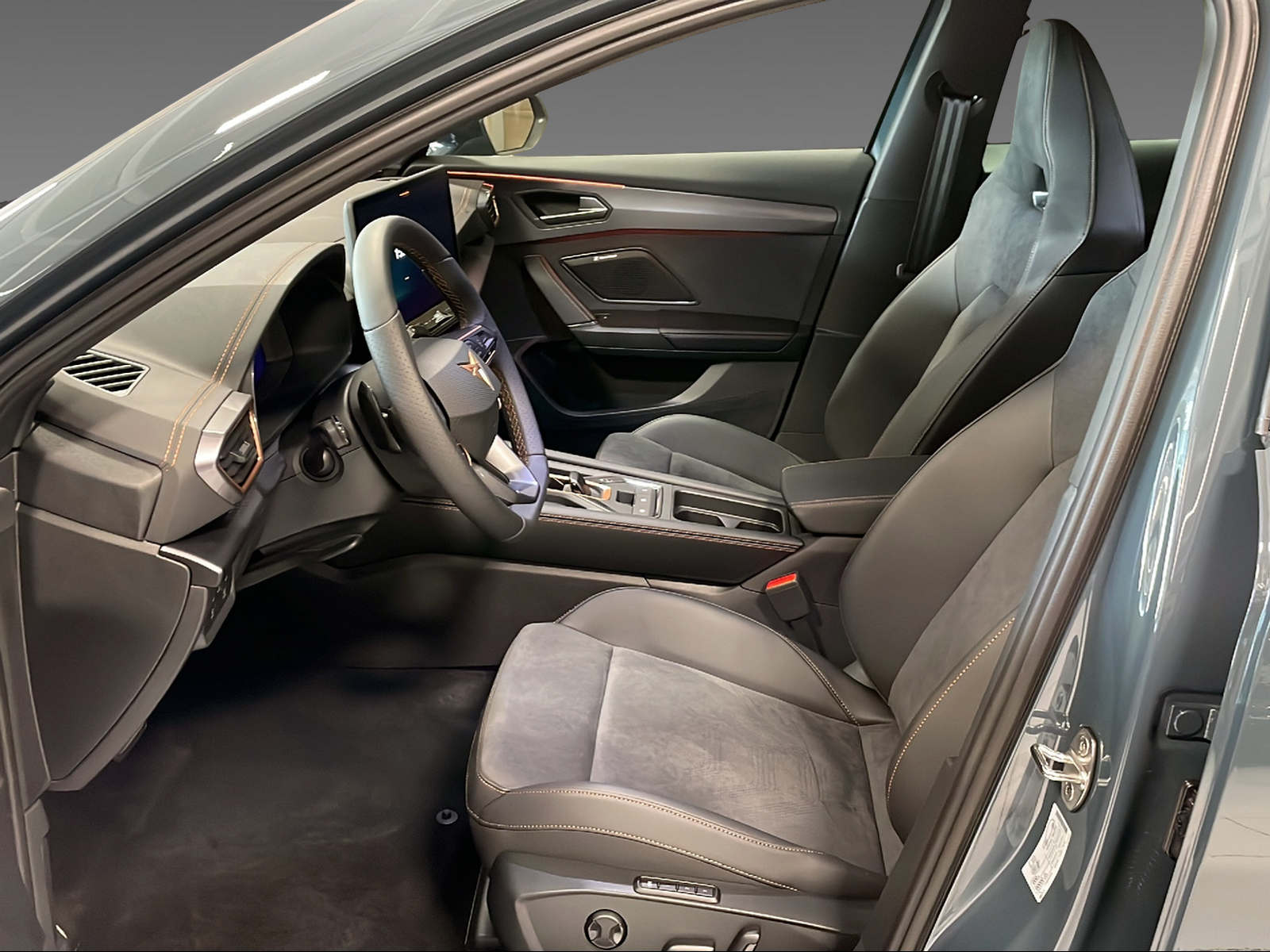 CUPRA Formentor 1.5 eTSI DSG - 6