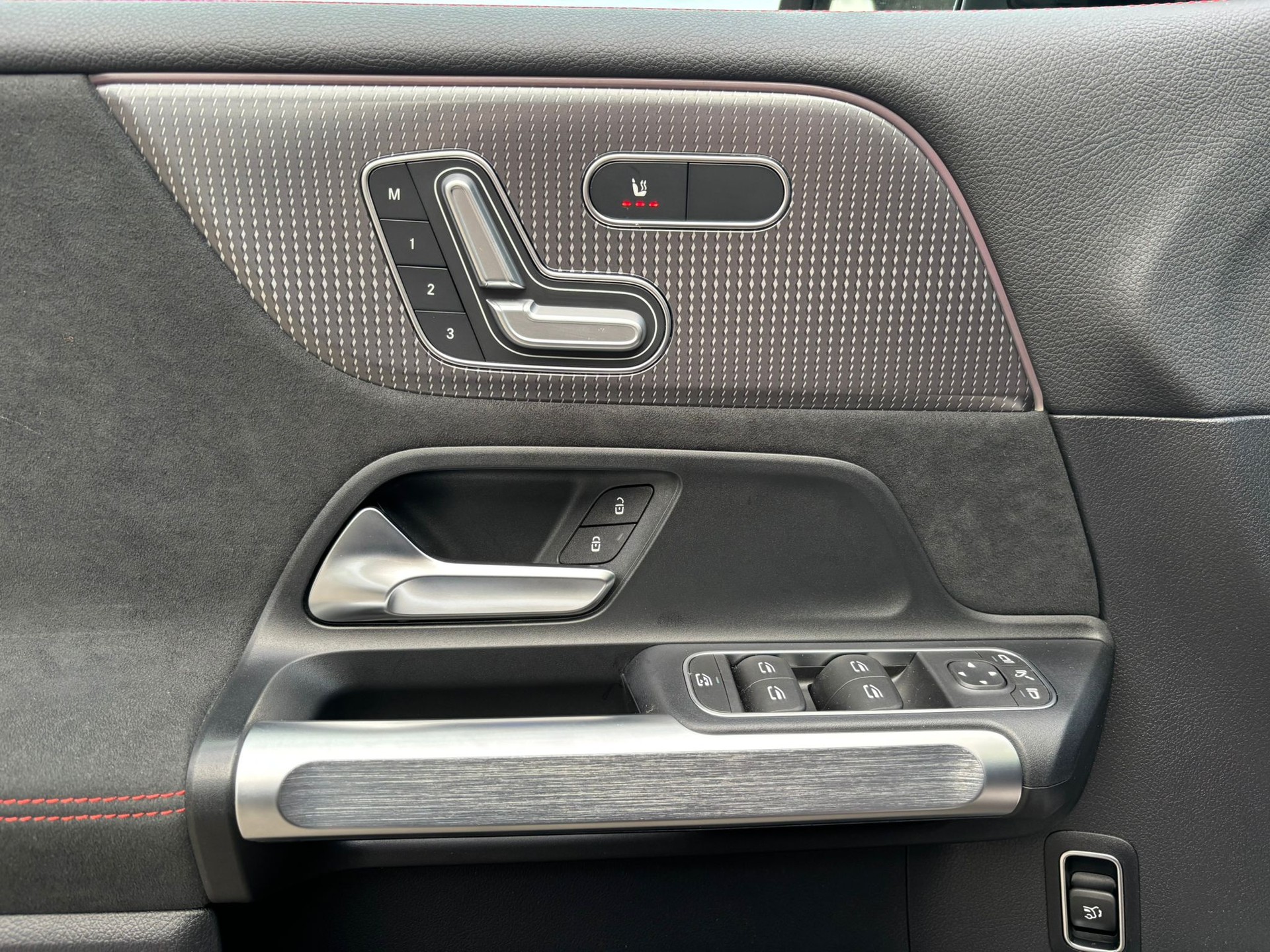 MERCEDES-BENZ EQB 350 AMG-Line 4Matic - 13