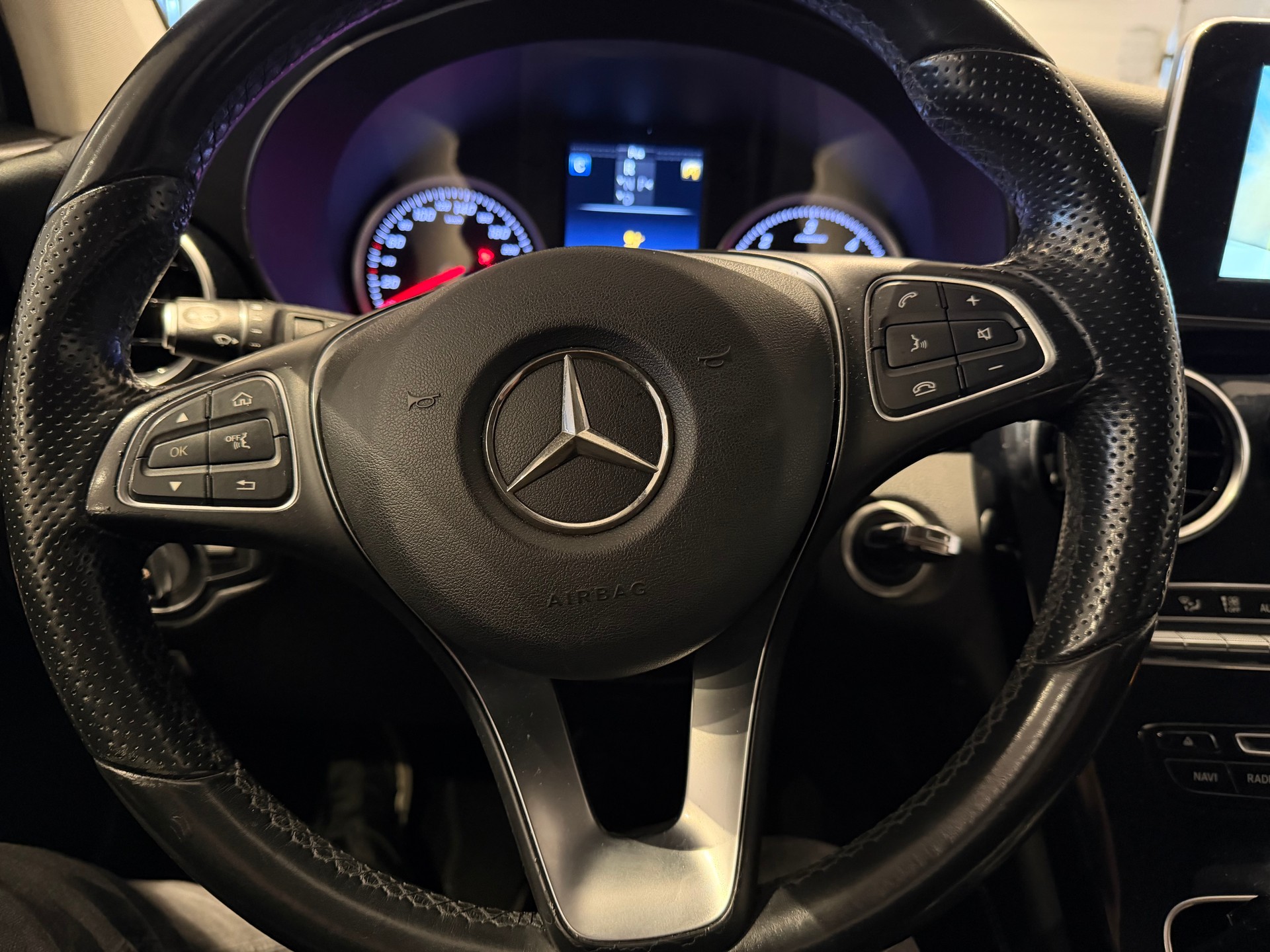 MERCEDES-BENZ GLC 220 d AMG Line 4m - 14