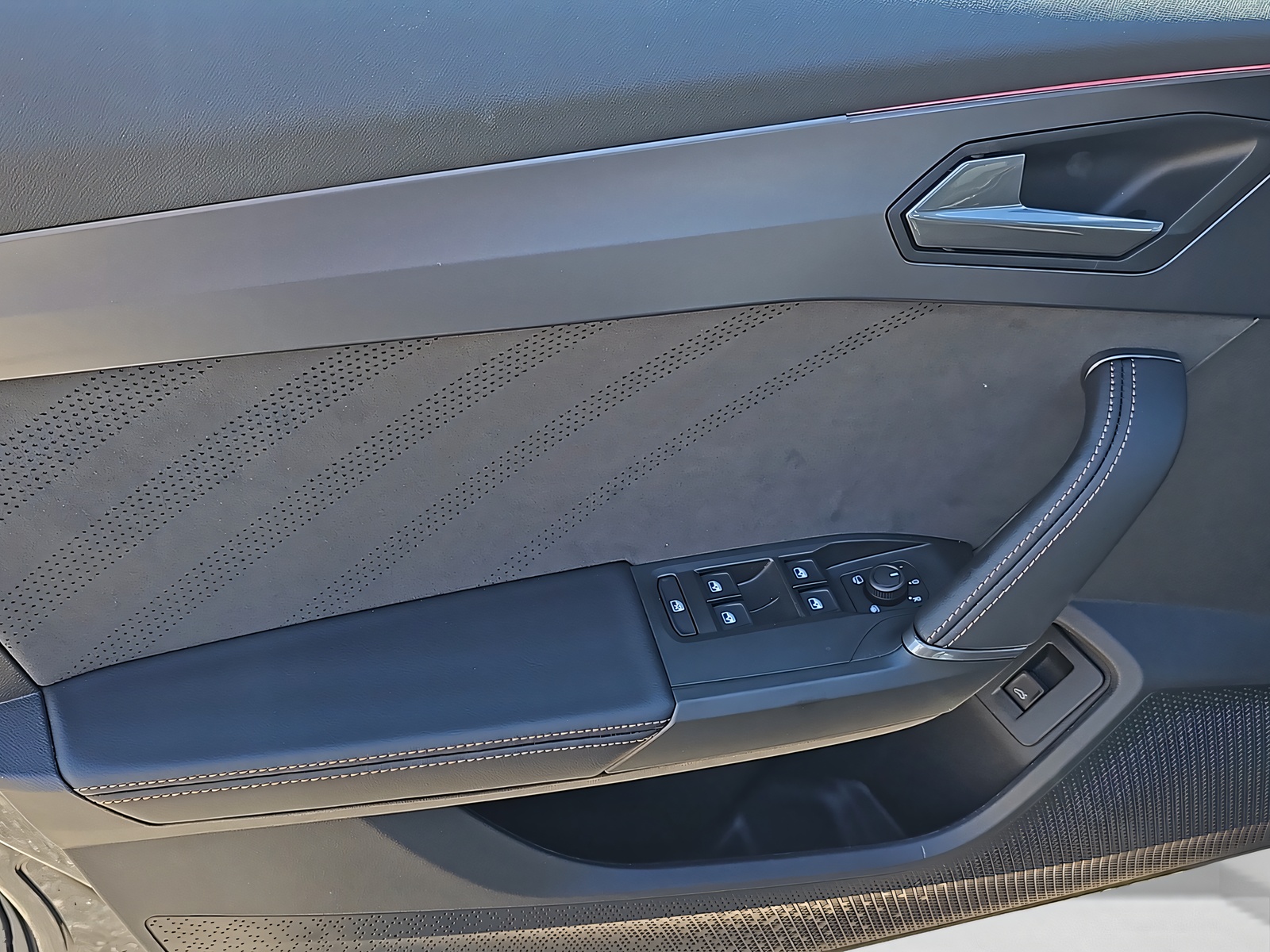 CUPRA Formentor 2.0 TSI VZ DSG - 11