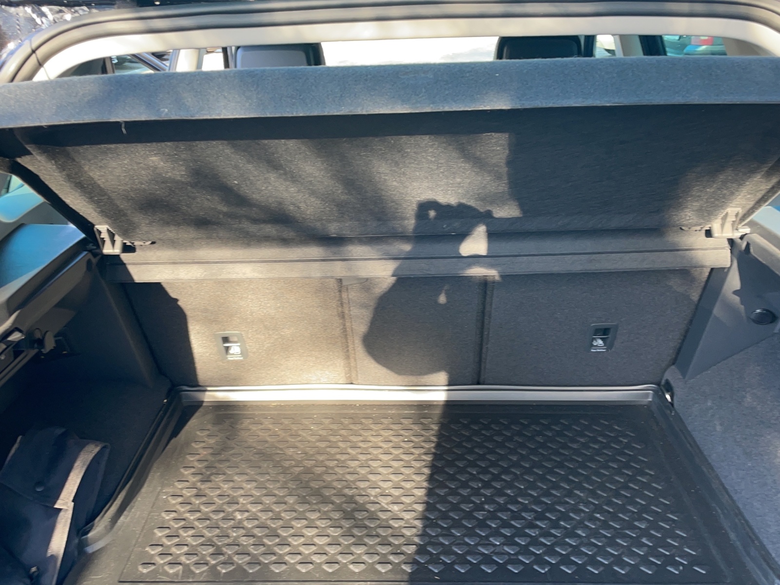 VW Tiguan 2.0 TSI Life 4Motion DSG - 13