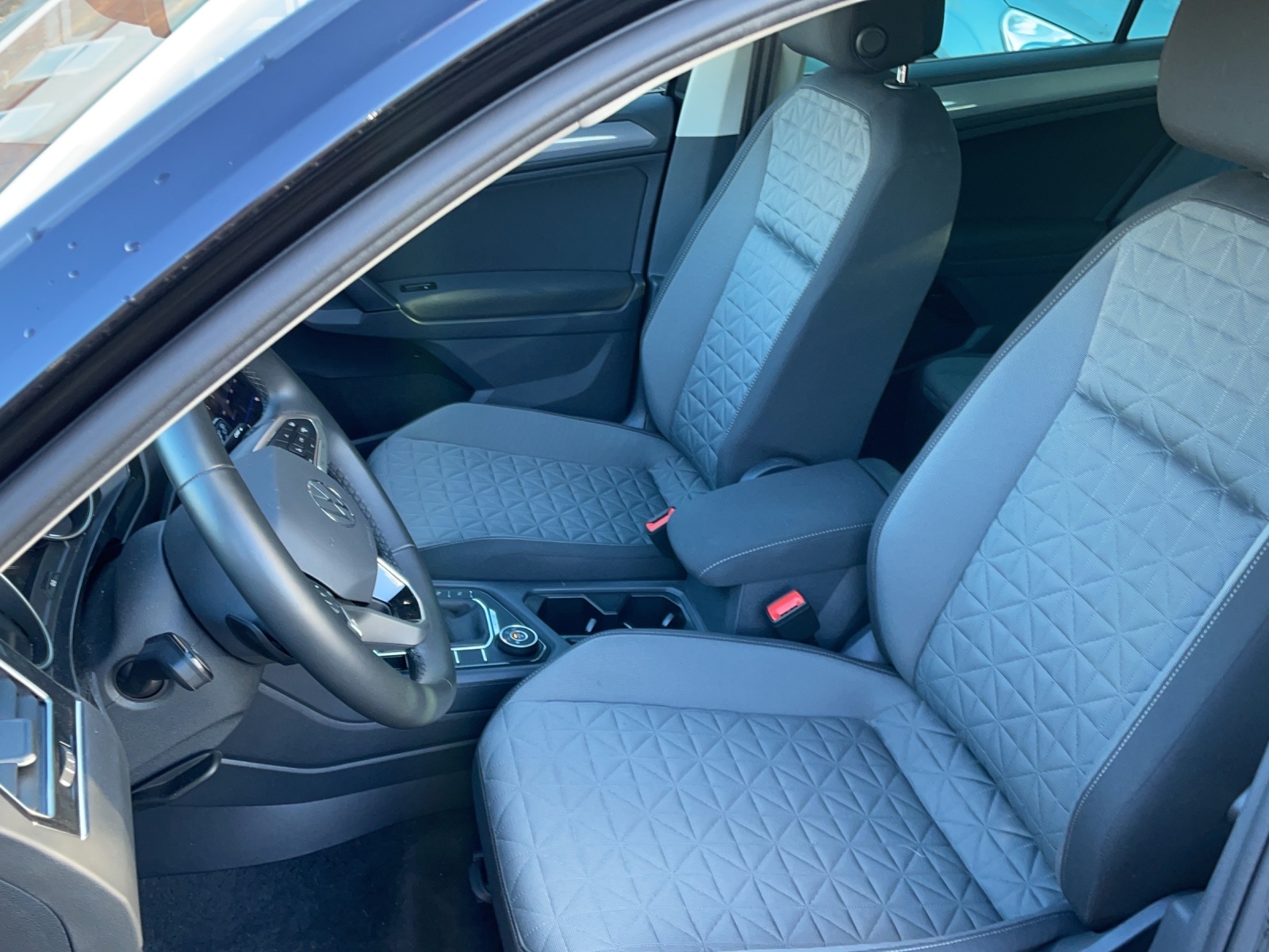 VW Tiguan 2.0 TSI Life 4Motion DSG - 6