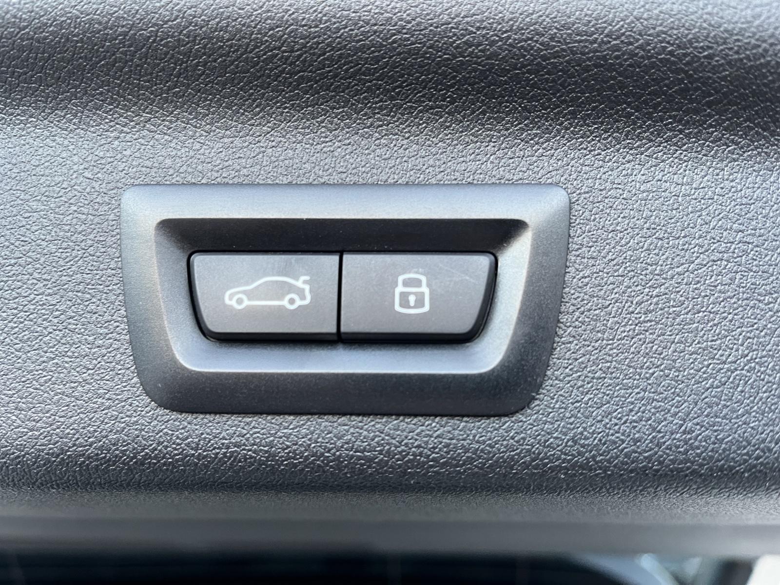 BMW X1 xDrive 30e - 23