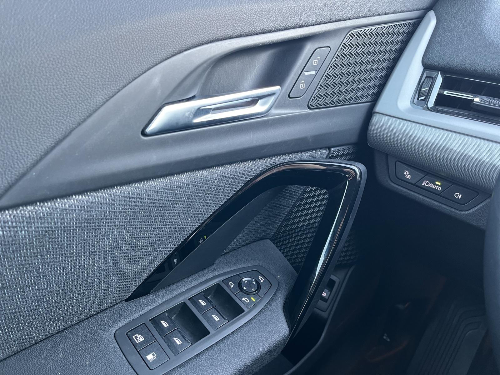 BMW X1 xDrive 30e - 18