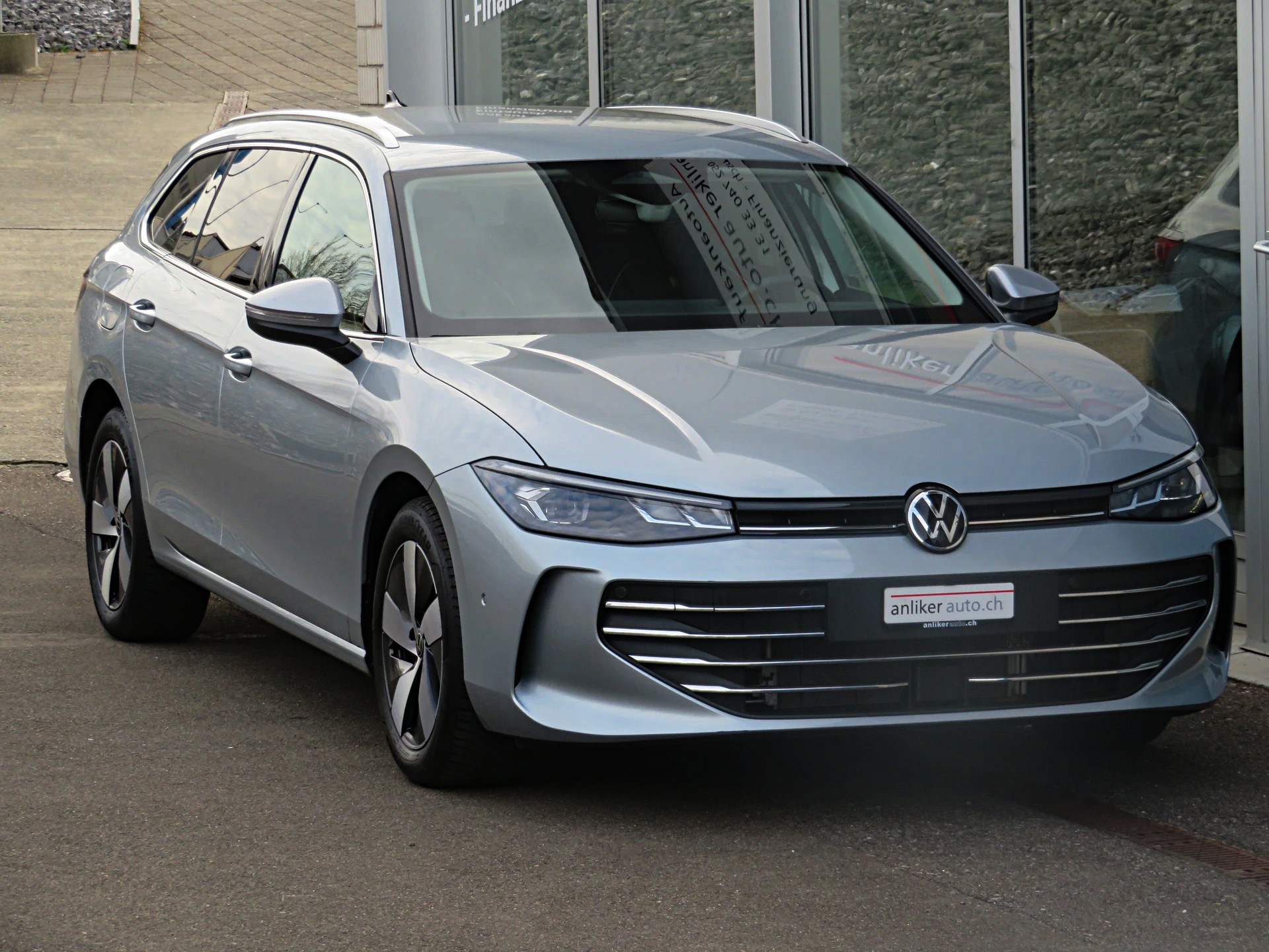 VW Passat Variant 1.5 TSI evo2 Plug-In- Hybrid Business DSG - 2