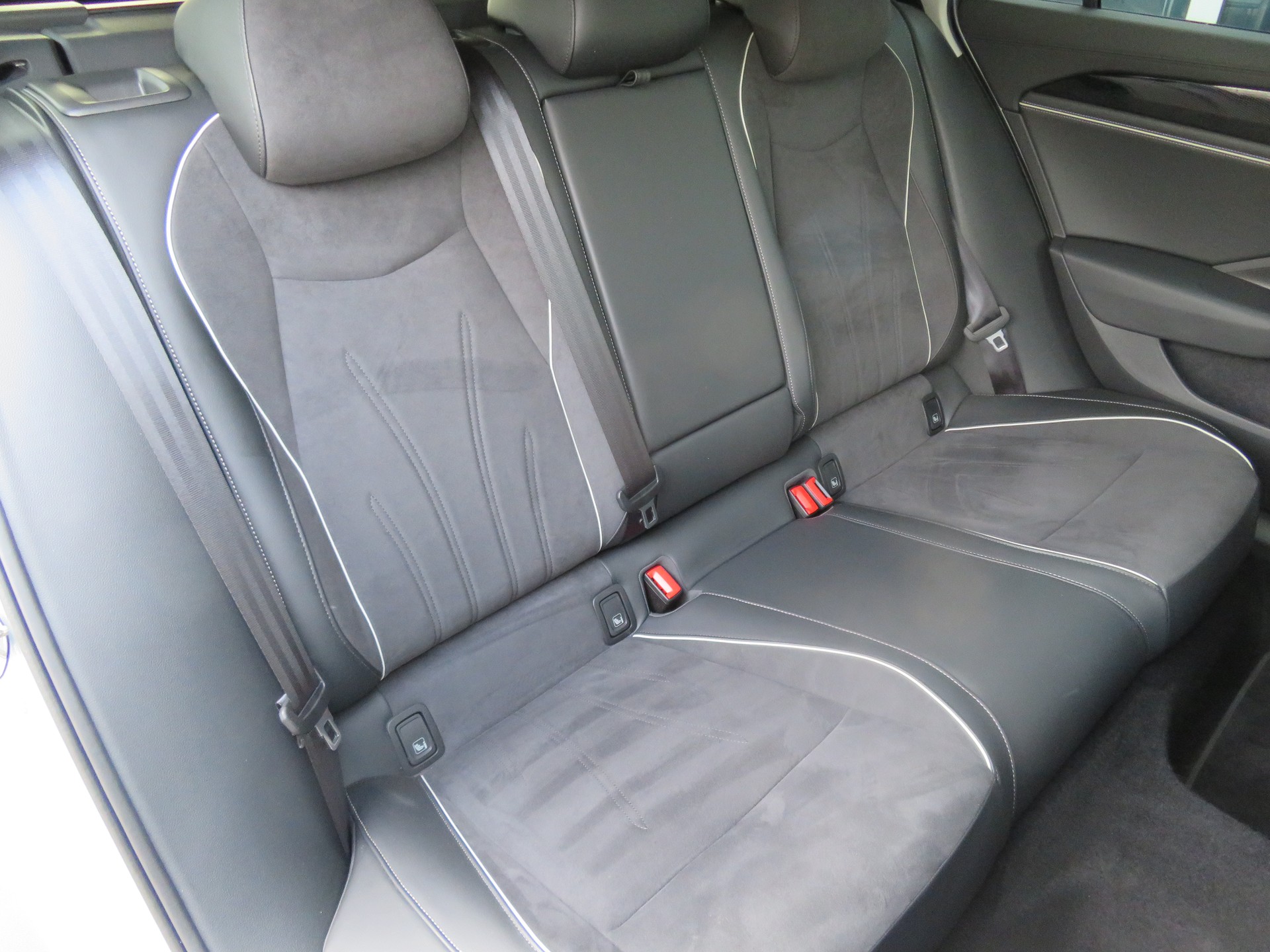 VW Passat Variant 1.5 TSI evo2 Plug-In- Hybrid Business DSG - 12