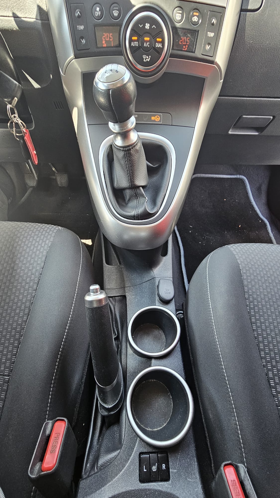 TOYOTA Verso 1.8 Sol - 11