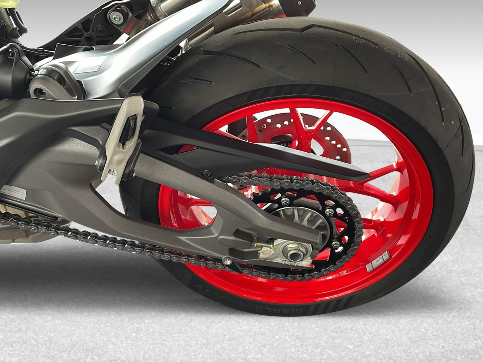 DUCATI 890 Monster ABS 35 kW - 9
