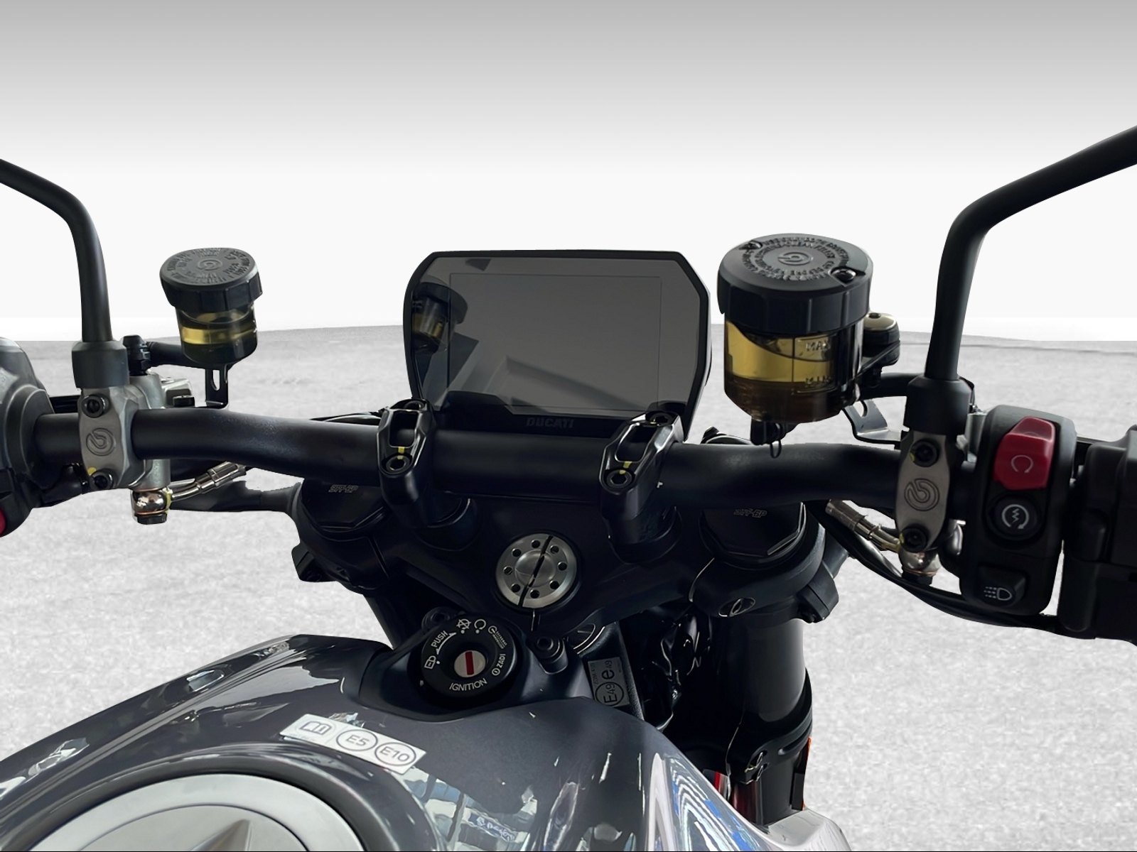 DUCATI 890 Monster ABS 35 kW - 6