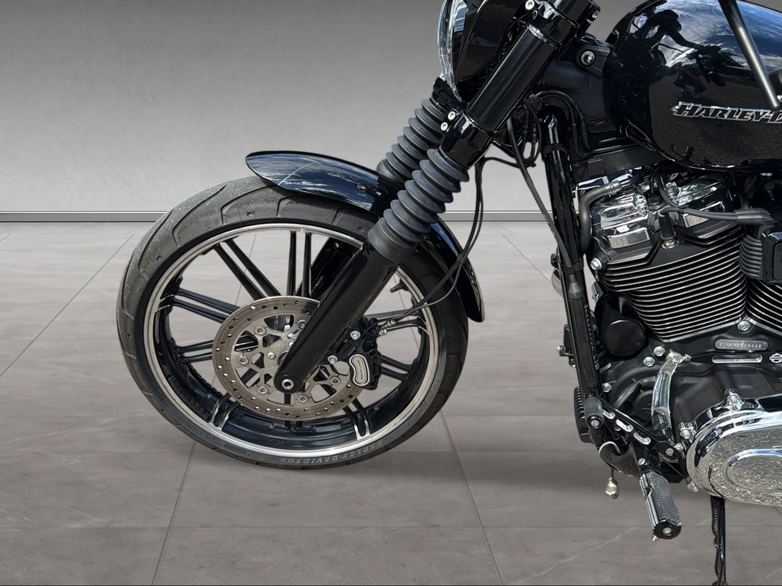 HARLEY-DAVIDSON FXBRS Breakout 114 - 6