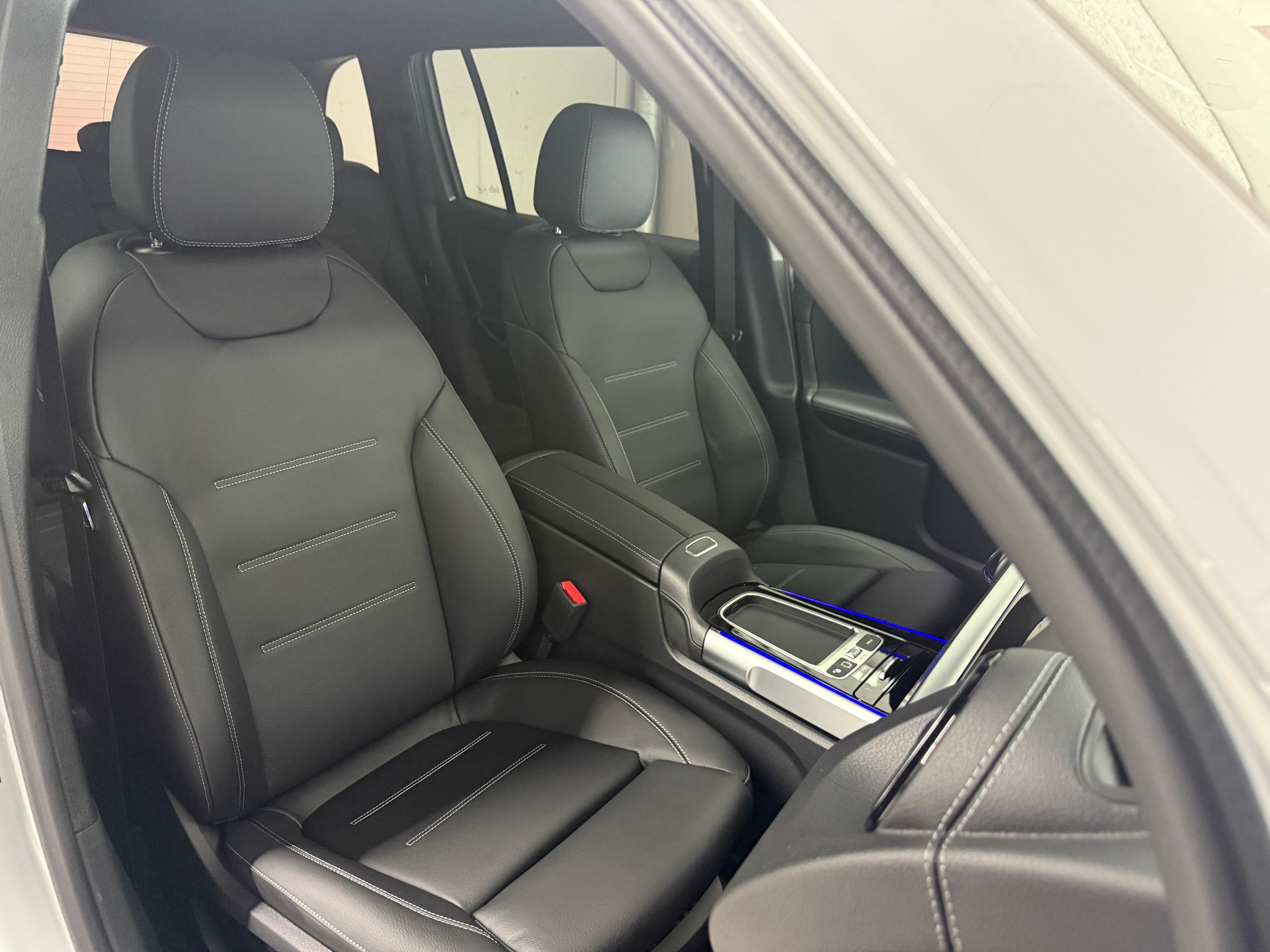 MERCEDES-BENZ AMG GLB 35 4MATIC - 10