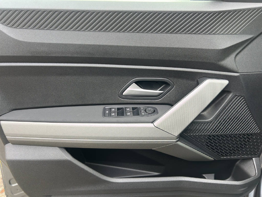 DACIA Bigster 1.8 Hybrid Journey - 13