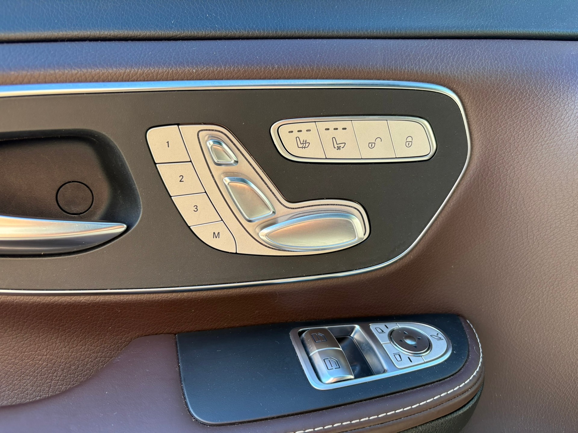 MERCEDES-BENZ V 250 d Exclusive L 4M - 10