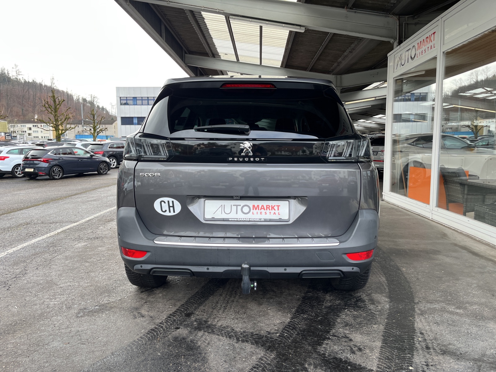 PEUGEOT 5008 1.5 BlueHDi Allure Pack EAT8 - 4