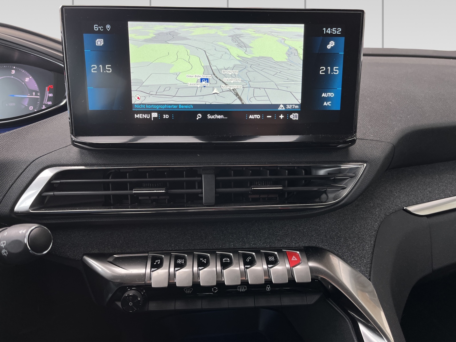 PEUGEOT 5008 1.5 BlueHDi Allure Pack EAT8 - 10