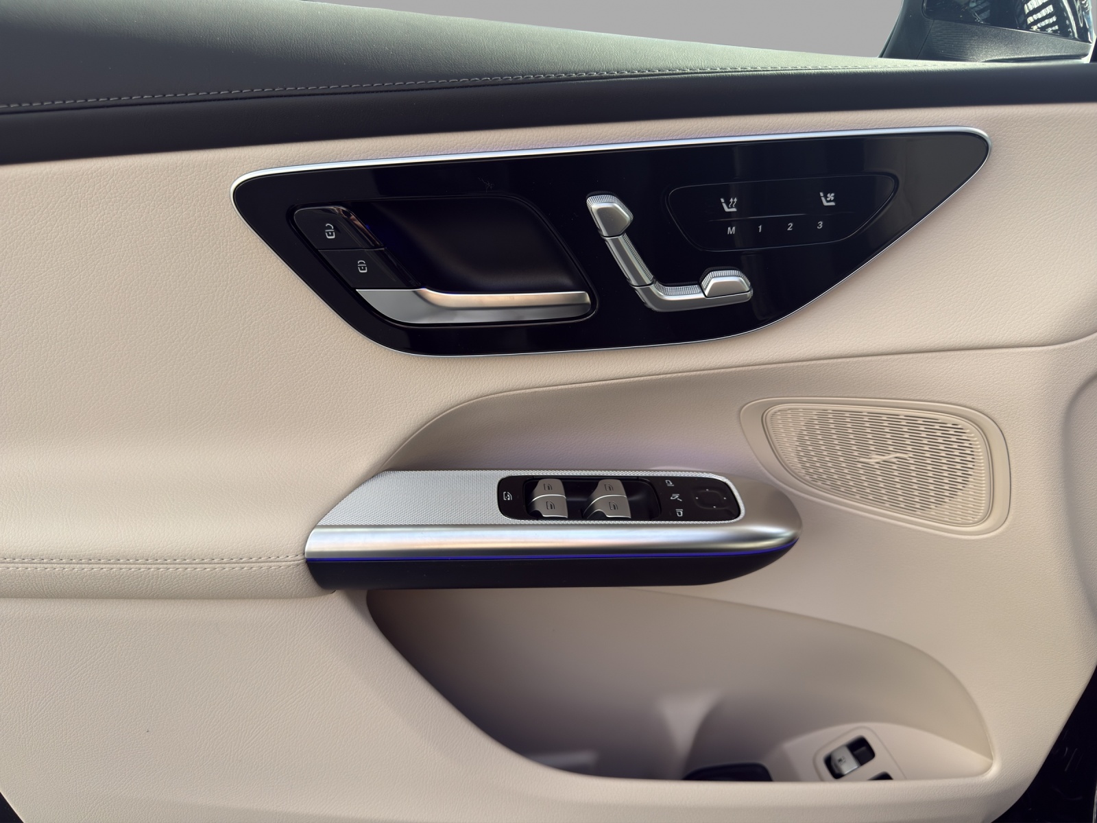 MERCEDES-BENZ GLC 400 e 4Matic EQ Star 9G-Tronic - 12