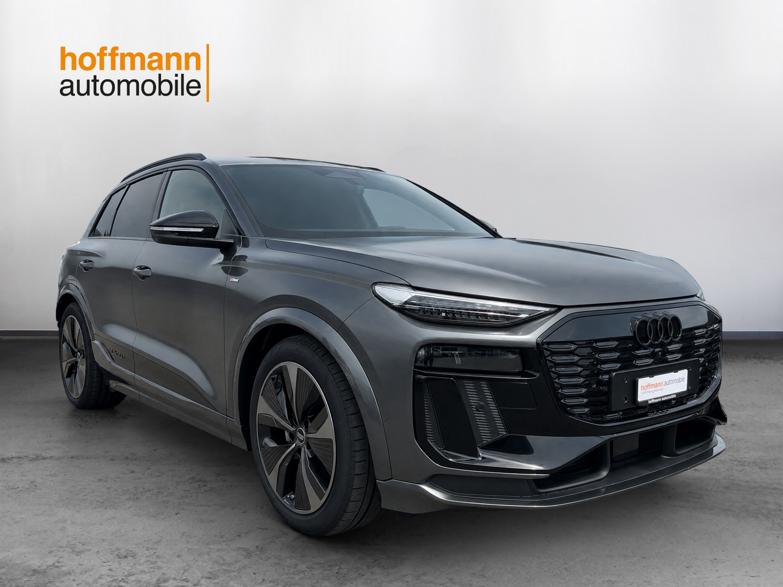 AUDI Q6 e-tron quattro - 3