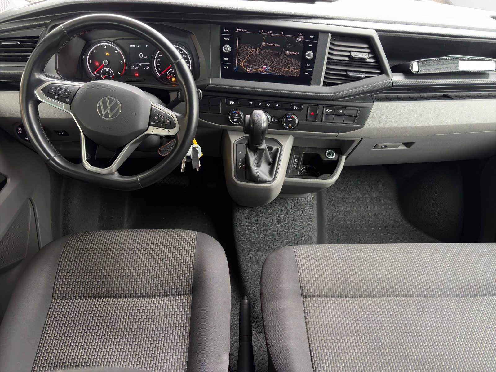 VW T6.1 2.0 TDI DSG - 7