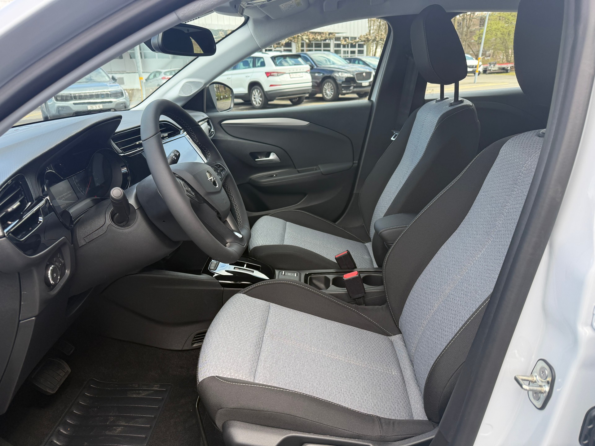 OPEL Corsa 1.2 MHEV Edition Hybrid - 10