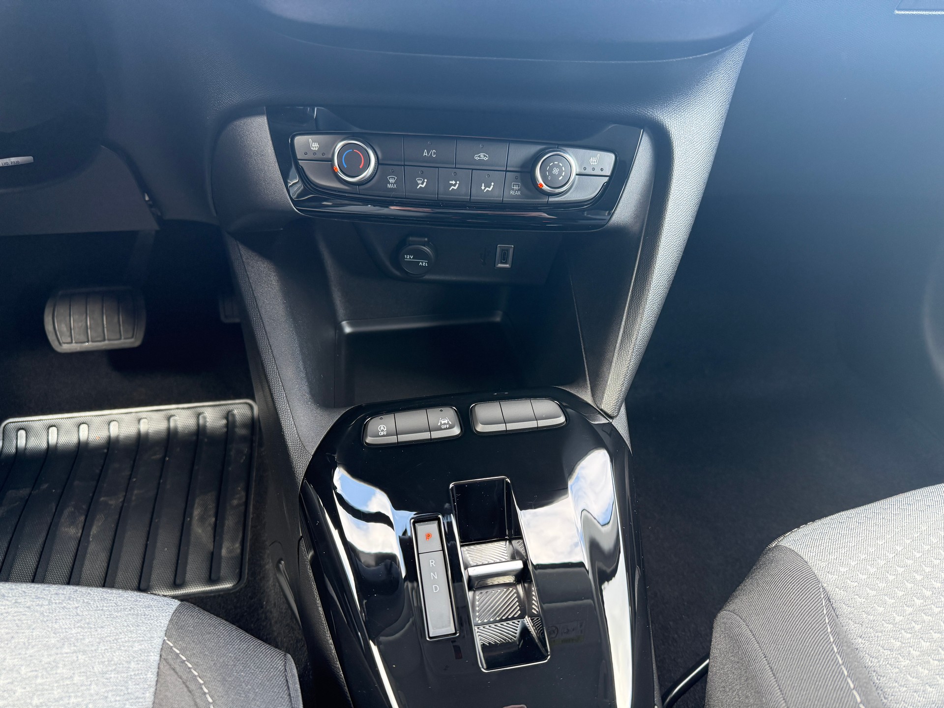 OPEL Corsa 1.2 MHEV Edition Hybrid - 13