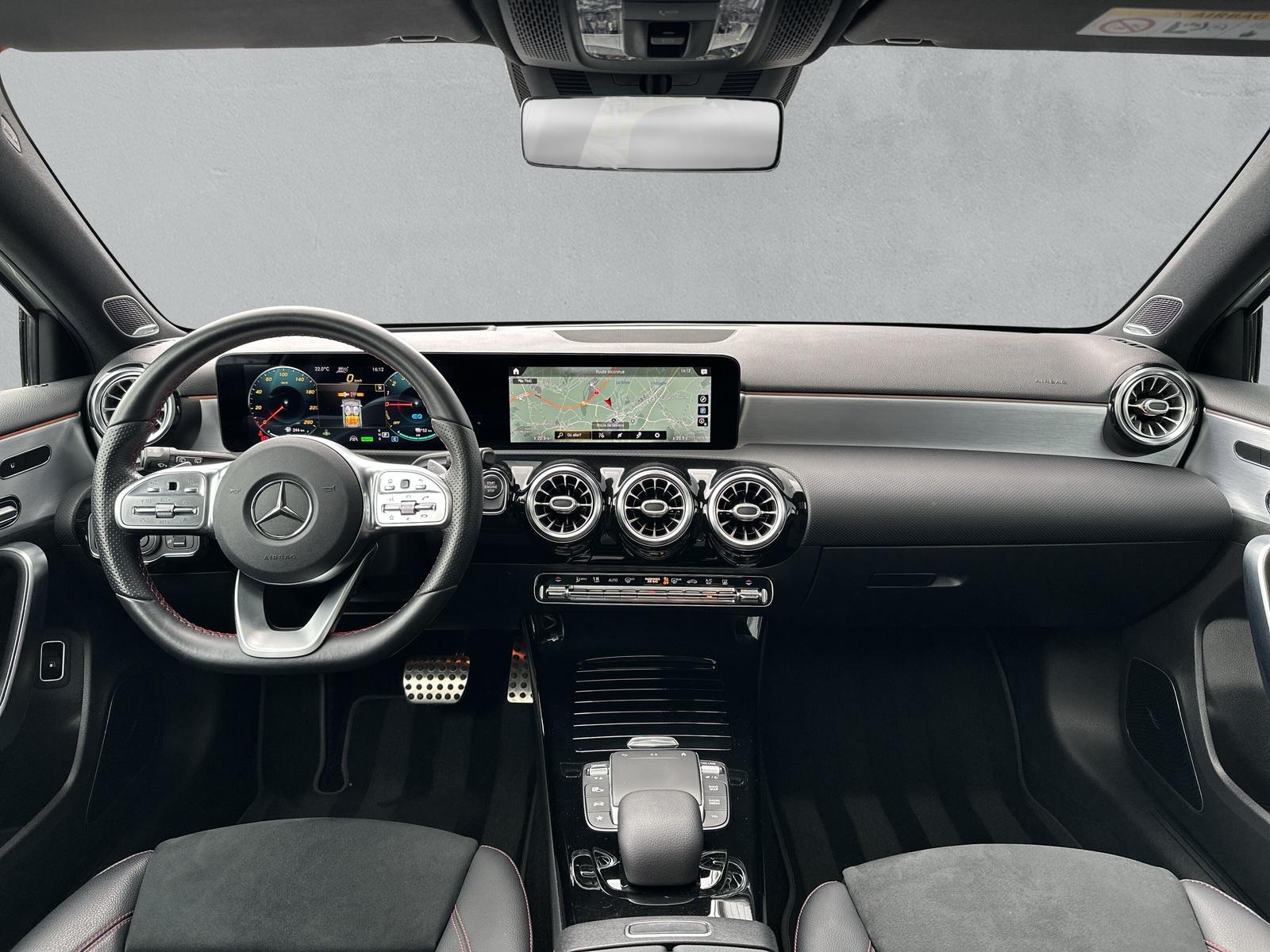 MERCEDES-BENZ A 250 e AMG Line (CH) - 14