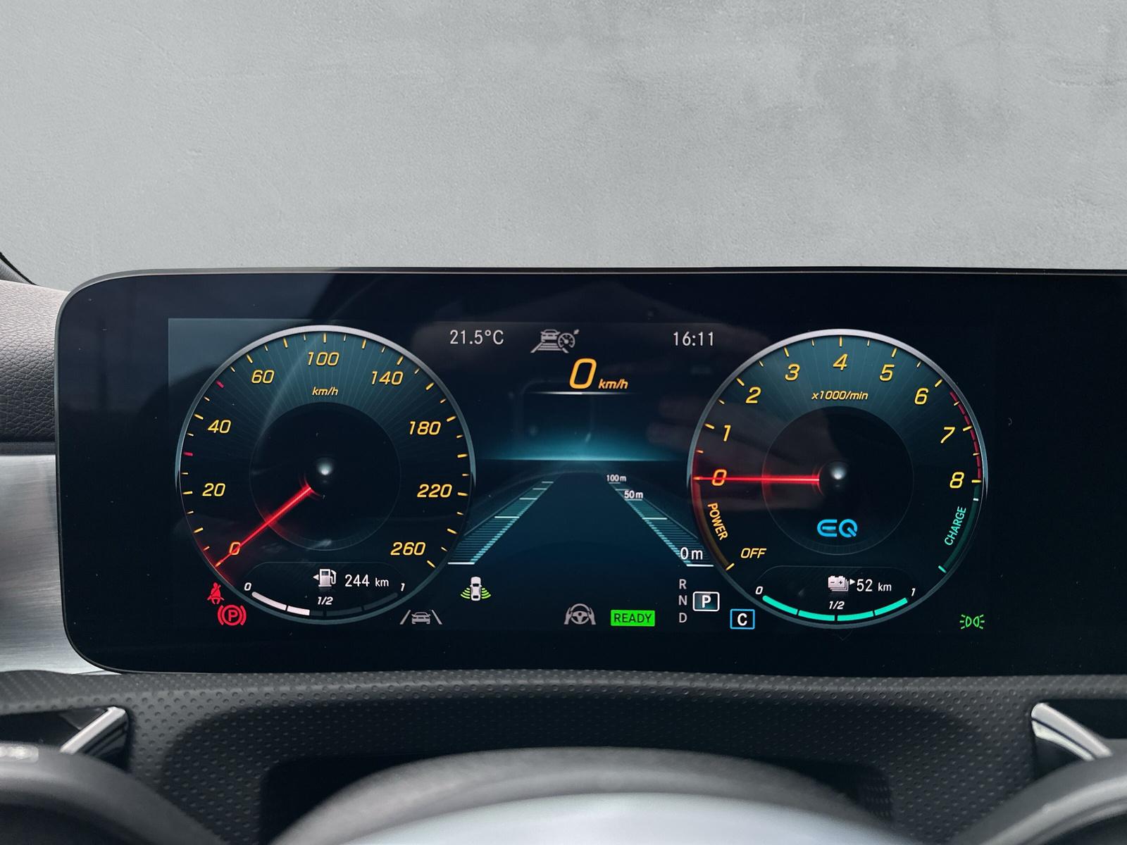 MERCEDES-BENZ A 250 e AMG Line (CH) - 20